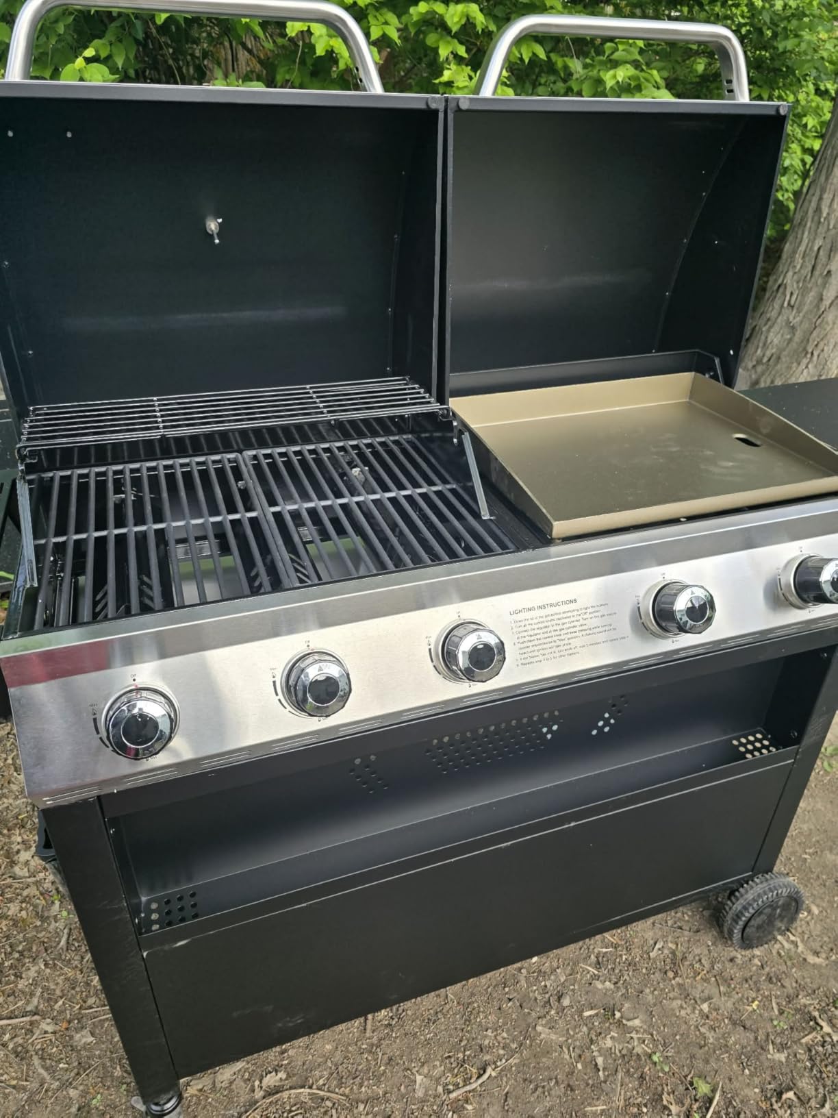 Captiva Designs Propane Gas Griddle Grill Combo with Porcelain-Enameled Cast Iron Grate & Cast Iron Pan, Dual BBQ Grill With Flat Top Griddle for Outdoor Kitchen & Backyard Barbecue, 696 SQIN Cook Area customer photo 1