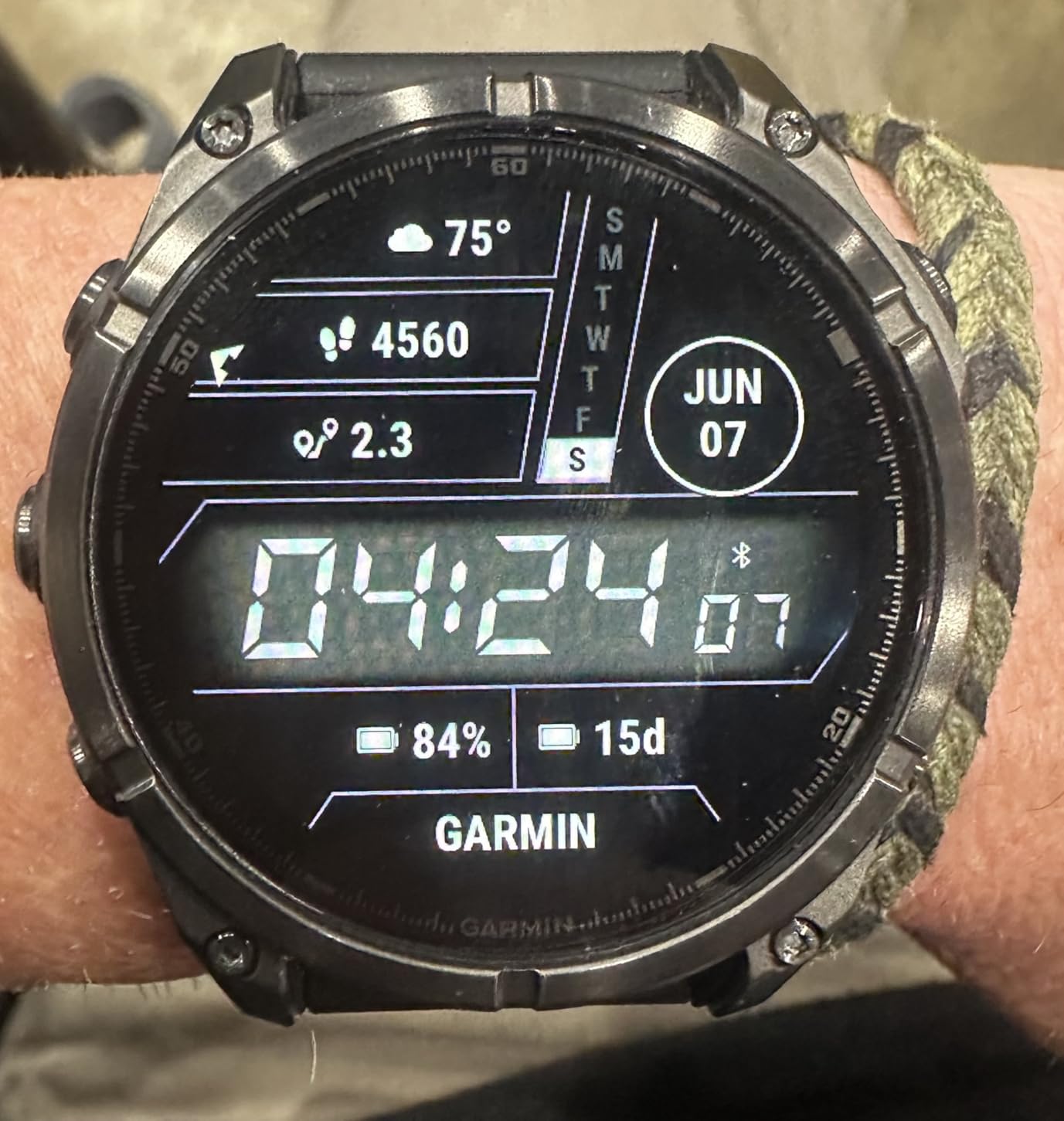 Garmin Fenix 8 - 47mm, AMOLED, Premium Multisport GPS Smartwatch, Long-Lasting Battery Life, Dive-Rated, Built-in LED Flashlight, Slate Gray with Black Band customer photo 1