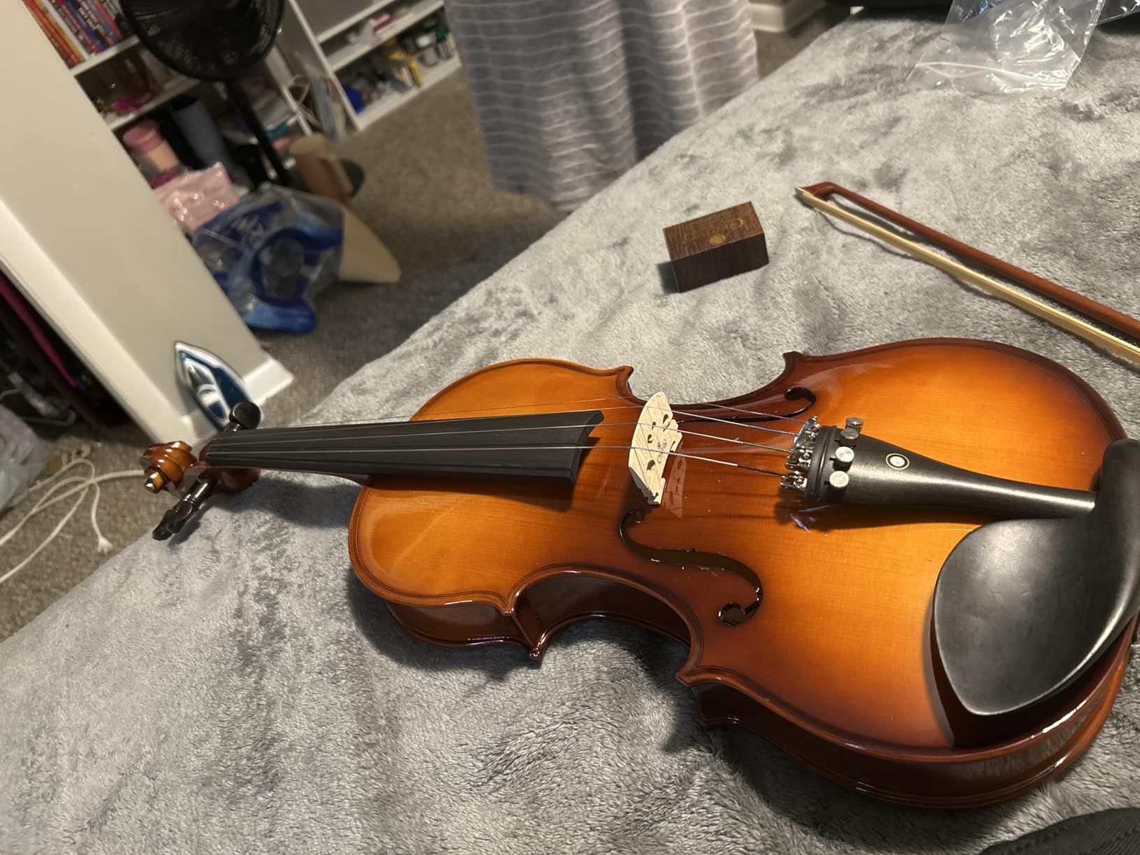 4/4 Violin For Beginners, CVN-300 Full Size Fiddle Set For Student Adults, Solidwood Ebony Fitted Starter Violins Kit with Hard Case, Bow, Stringed Musical Instruments customer photo 2