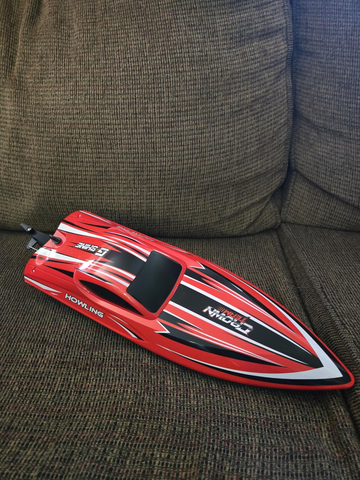 BEZGAR RC Boat, 16 inch Big Brushless Remote Control Boat for Adults and Kids, 55 KPH Large Fast RC Speed Boats with 2000mAh Battery, Ideal Waterproof Toy Boats for Lakes - HJ818PRO Red customer photo 2