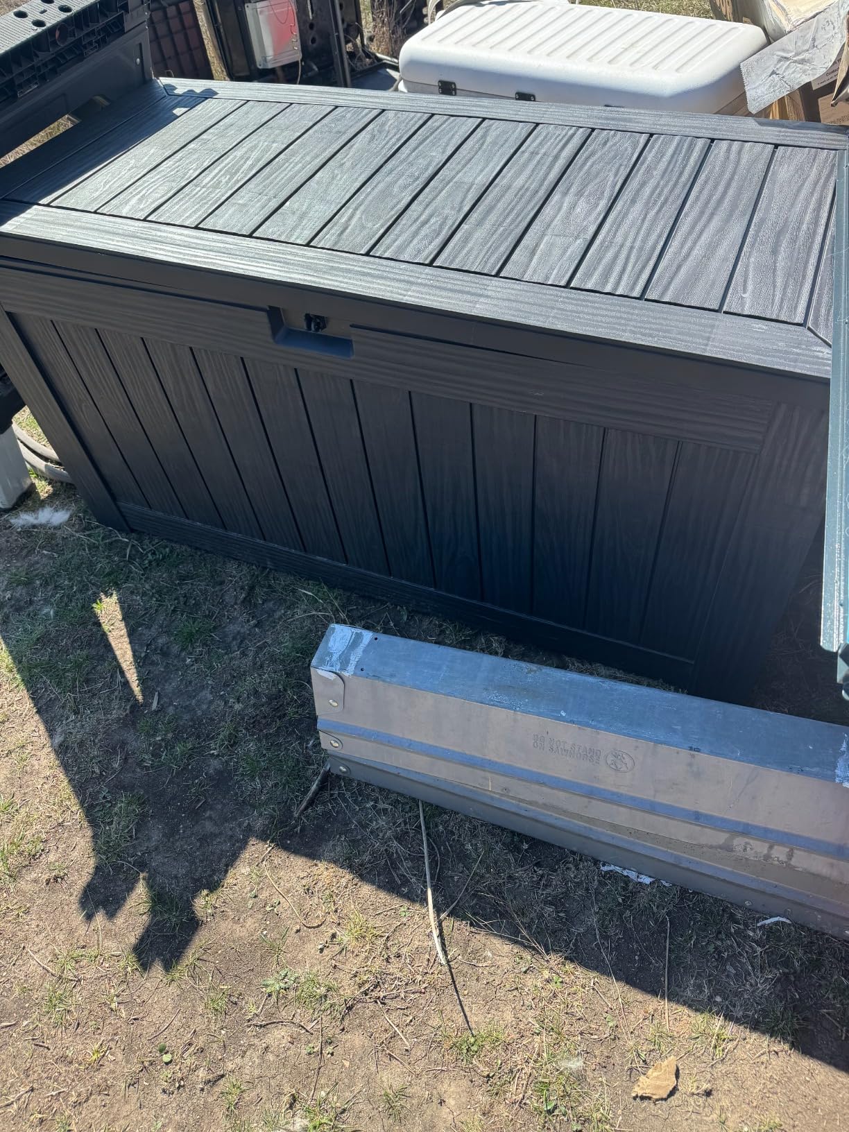 Devoko 120 Gallon Deck Box Resin Outdoor Storage Box Waterproof for Patio, Large Outdoor Storage Bench Lockable for Outside customer photo 2