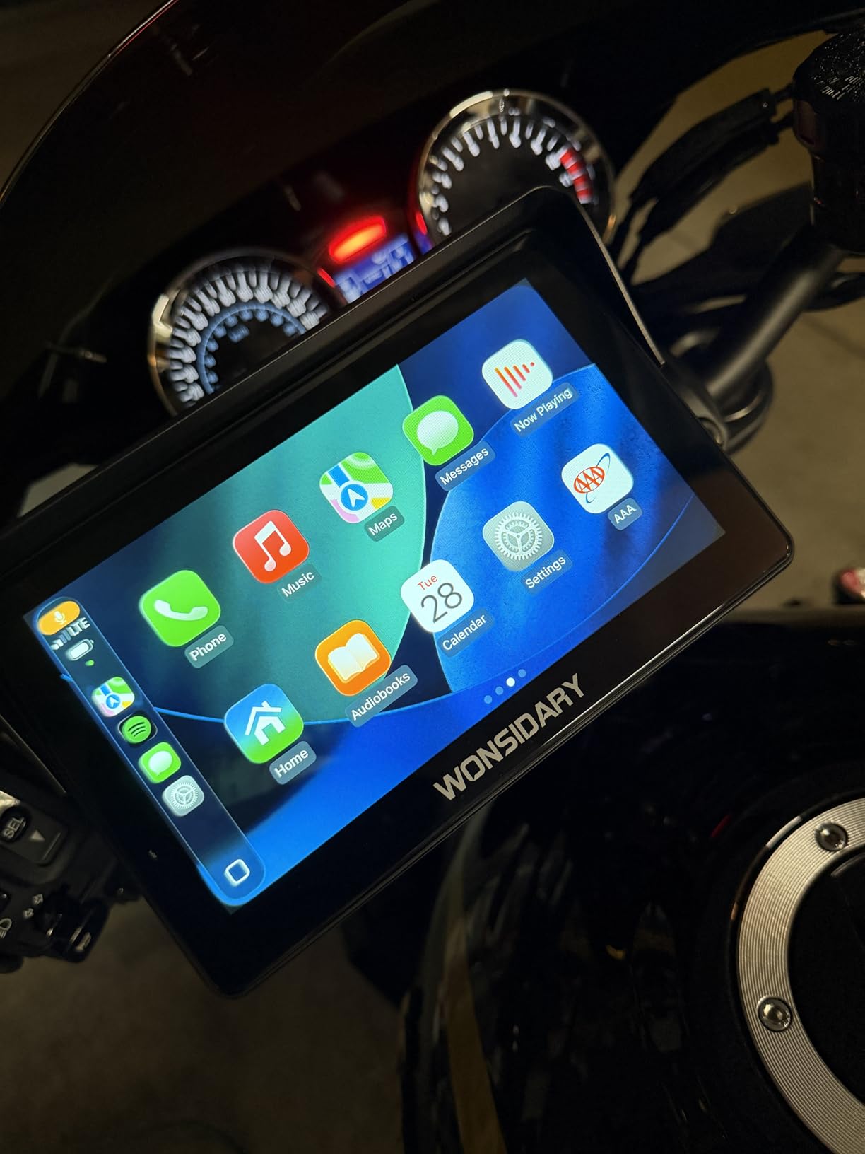 W722 for Motorcycle CarPlay & Android Auto, 7