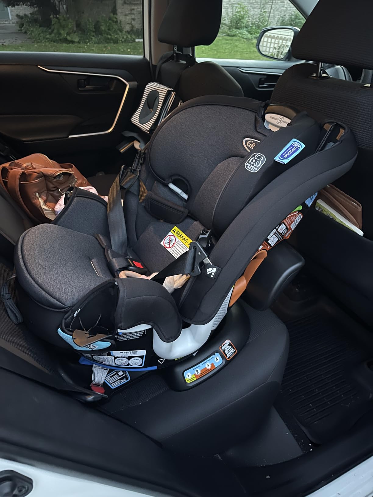 Graco Turn2Me 3-in-1 Rotating Convertible Car Seat, Cambridge, Rear-Facing Rotation Only, Forward-Facing Mode, Highback Booster Up to 100 lbs, Adjustable Headrest & Harness, Steel Reinforced Frame customer photo 2