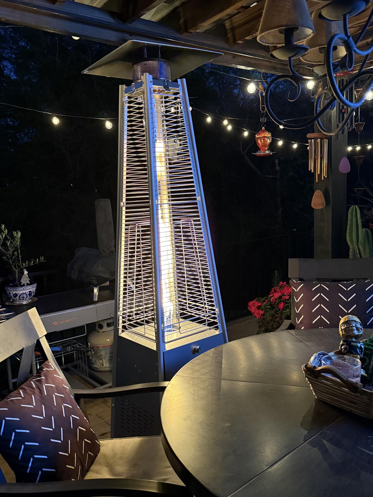 VEVOR Patio Heater for Outdoor Use, 48000BTU Pyramid Propane Heater with Wheels, Quartz Glass Tube Outdoor Patio Flame Heater for Patio, Party, Backyard, Garden, Decoration, Silver customer photo 2