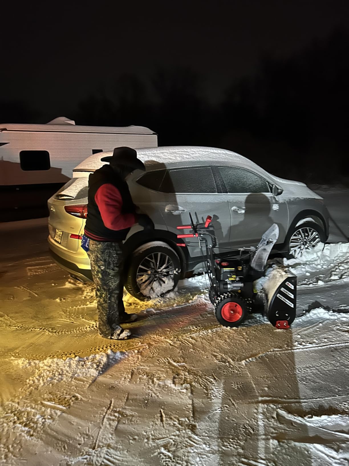 AMERISUN 24-Inch Gas Snow Blower with 212cc 4-Cycle OHV Engine, Recoil Start customer photo 1