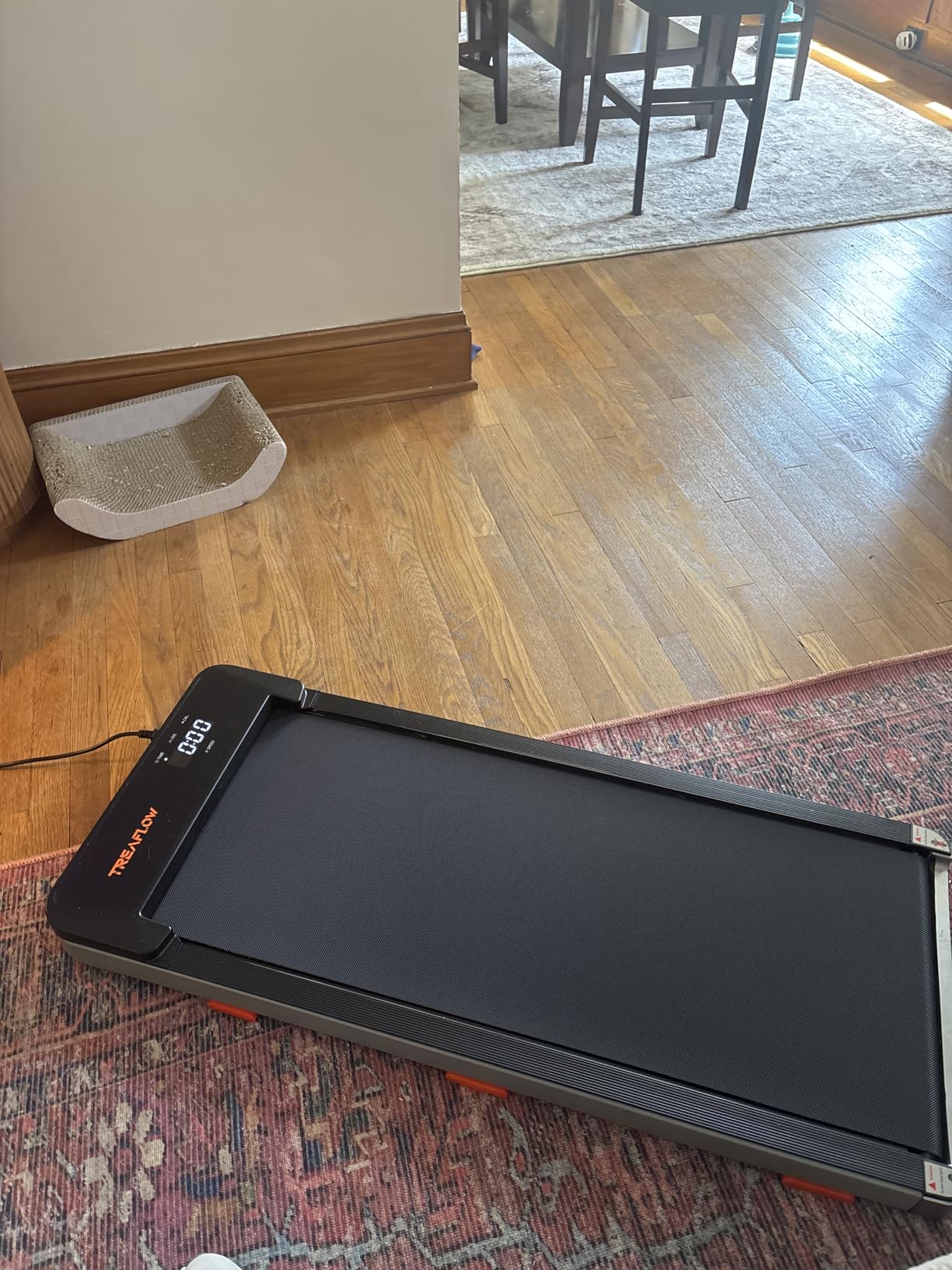 TREAFLOW Walking Pad,Treadmill with Incline for Home Office, 2.5HP Portable Under Desk Treadmill with 265 Lbs Capacity,Remote Control, Led Display customer photo 1
