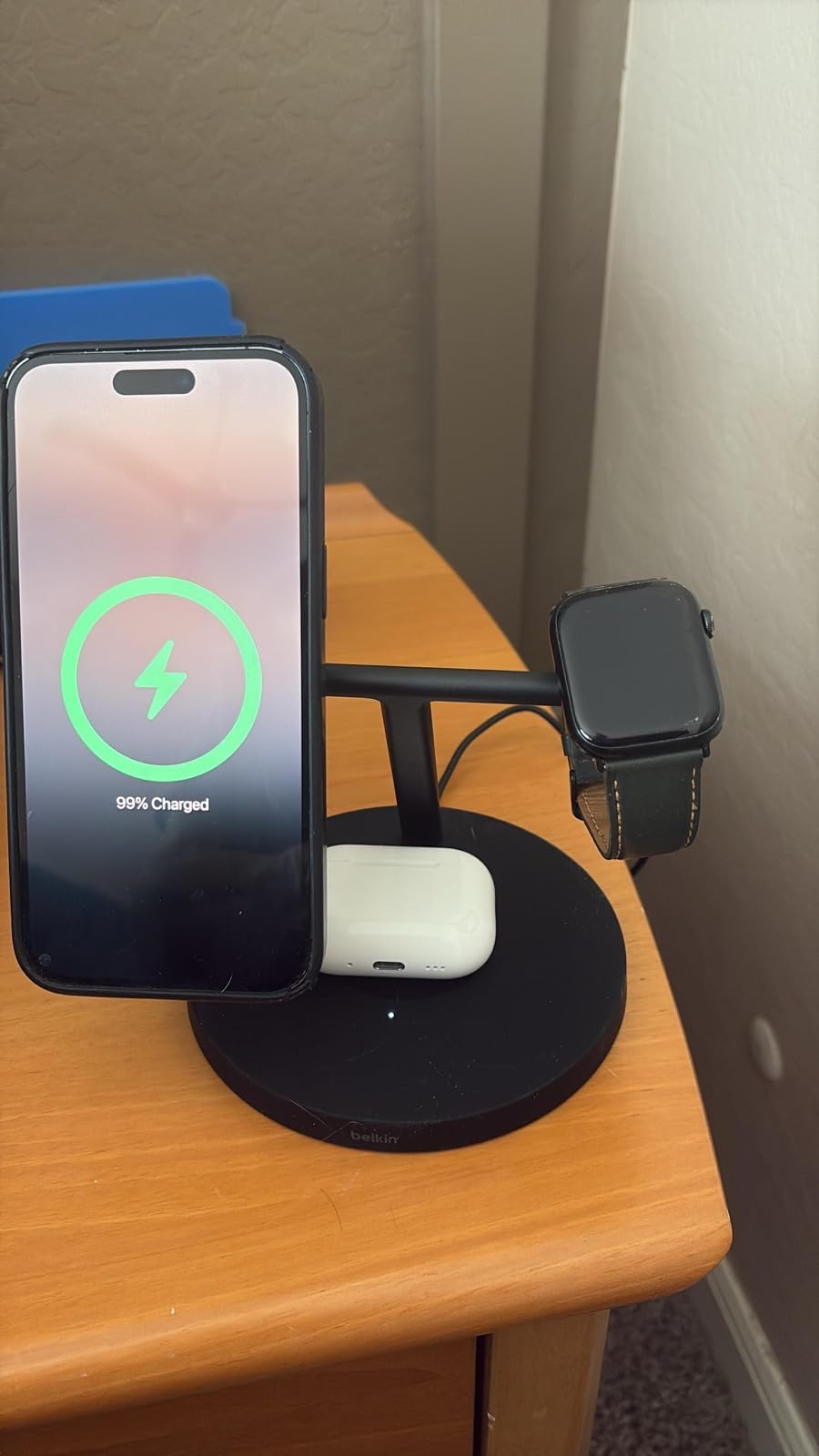 Belkin MagSafe-Compatible iPhone Charger, 3-in-1 Wireless Charging Station, Qi2-Certified 15W Wireless Charge for Apple iPhone 17 Series, Apple Watch, AirPods w/Non-Slip Base, 40W Included customer photo 1