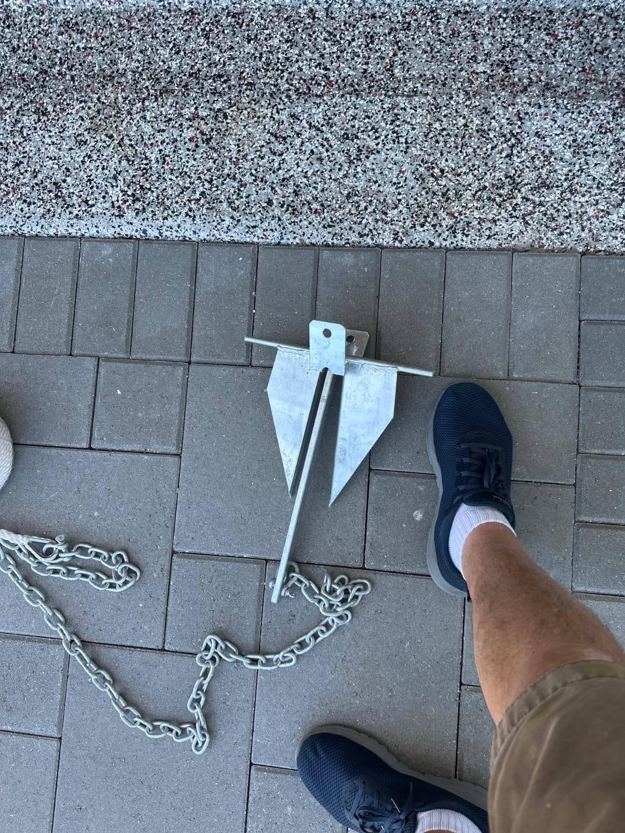 Leero Heavy Duty Boat Anchor Kit with Anchor Chain, Shackle and Anchor Rope customer photo 1