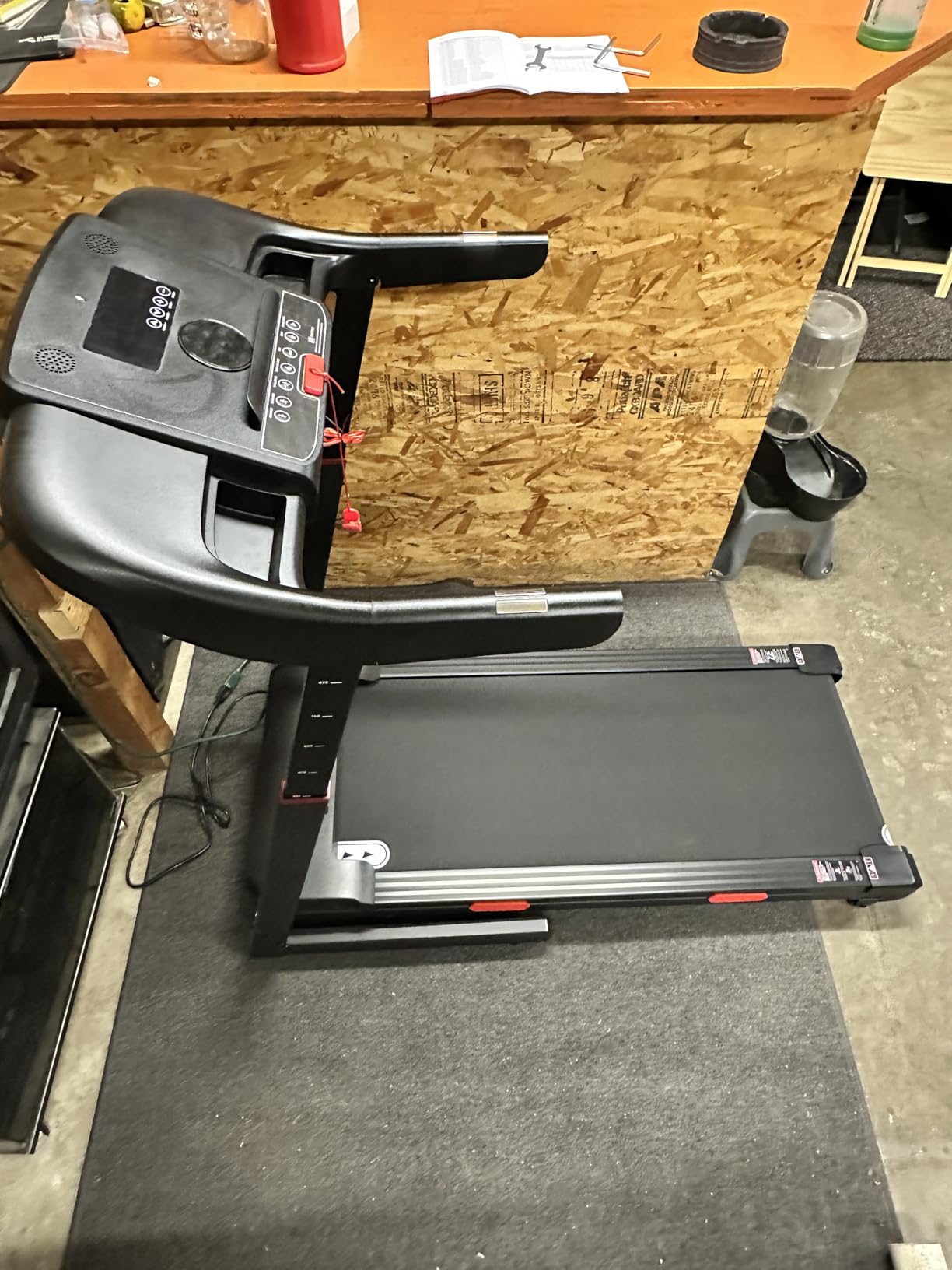 CIIHI Treadmill with Auto Incline - Adjustable Height Handrail 15% Auto Incline Treadmill with 400 lbs Capacity - Foldable Running Machine for Home with APP, Voice Control and Speaker - 8.7 MPH customer photo 2