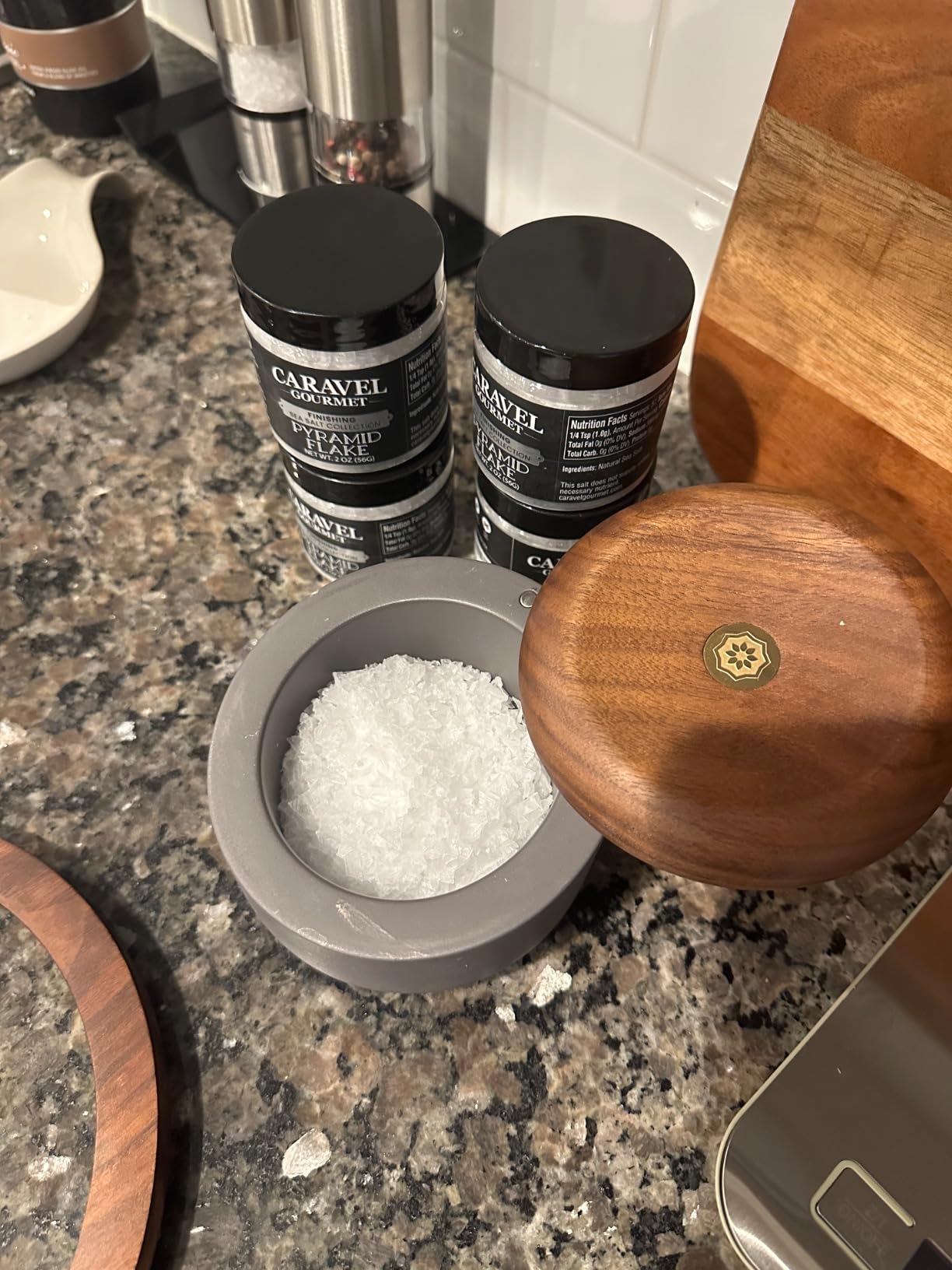 Flaky Sea Salt Gift Bundle - 2-Pack Fleur de Sel and Pyramid Flake Salt for Finishing & Cooking - Stackable 3.5 oz & 2 oz Pinch Jar by Caravel Gourmet customer photo 2