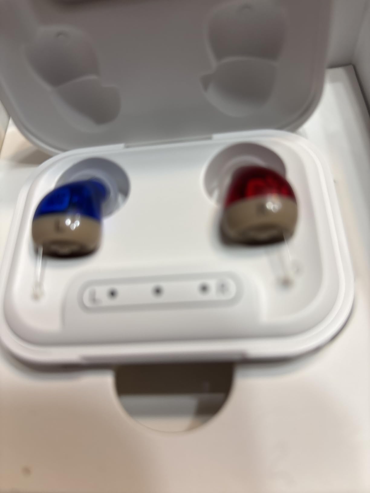 Oricle Standard 2.0 Hearing Aids for Seniors - Oricle Hearing Aids for Adults with Advanced Noise Cancellation - Easy Volume Control with Portable Charging Case customer photo 2