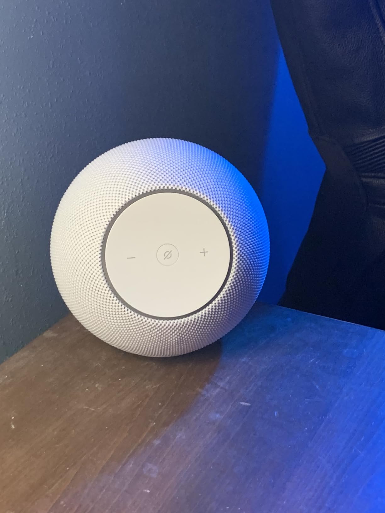 Echo Studio (newest model), Immersive spatial audio and Dolby Atmos, Designed for Alexa+, Graphite customer photo 1