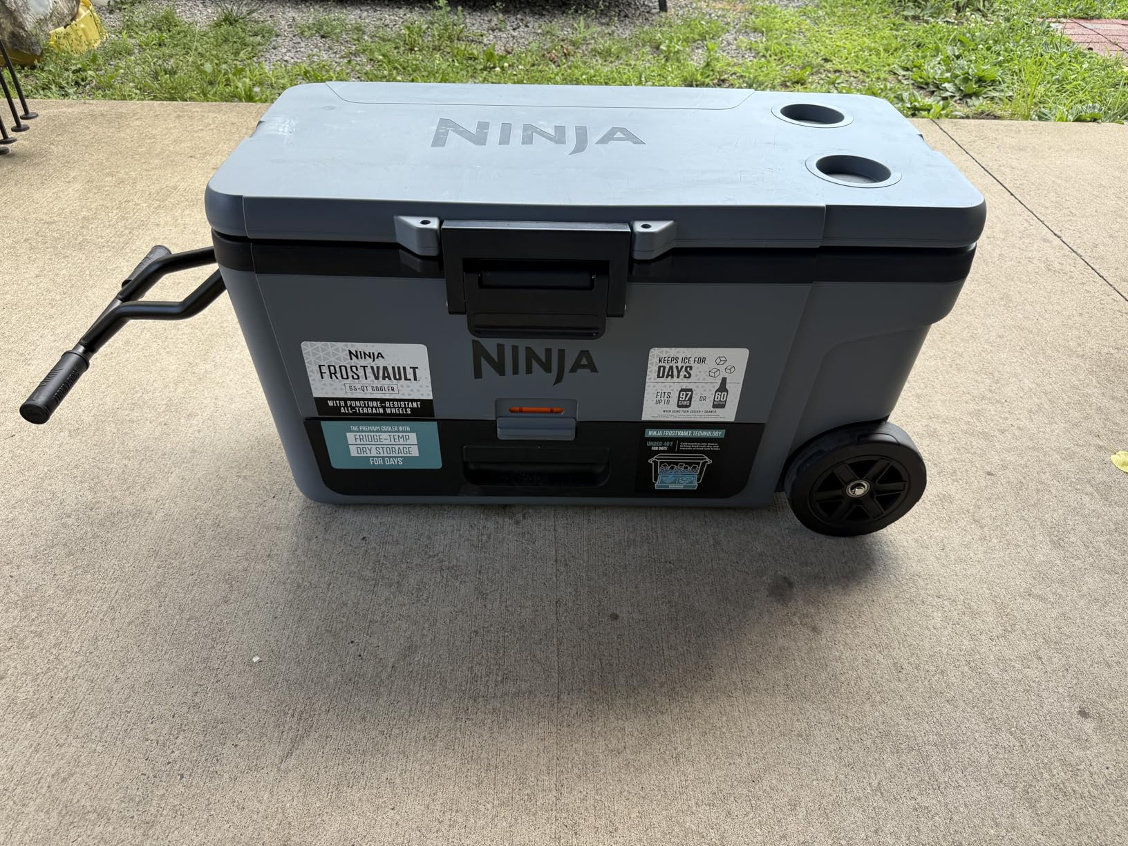 Ninja FrostVault 45QT Cooler with Wheels customer photo 1