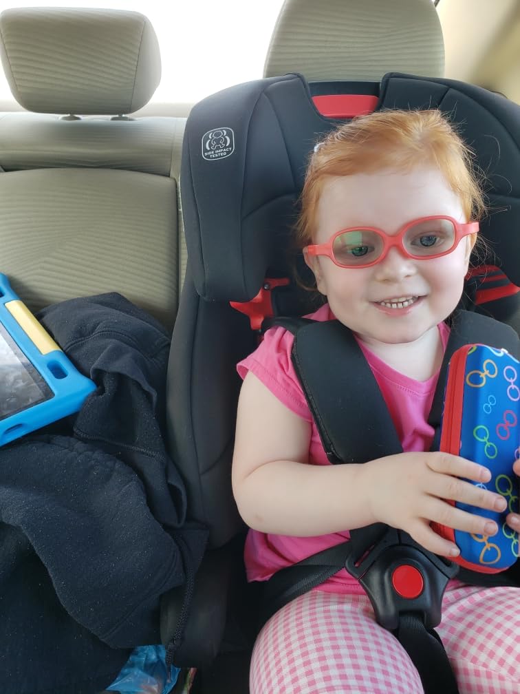 Graco Tranzitions 3-in-1 Harness Booster Car Seat, Forward Facing Car Seat, Highback to Backless Booster, Proof customer photo 2