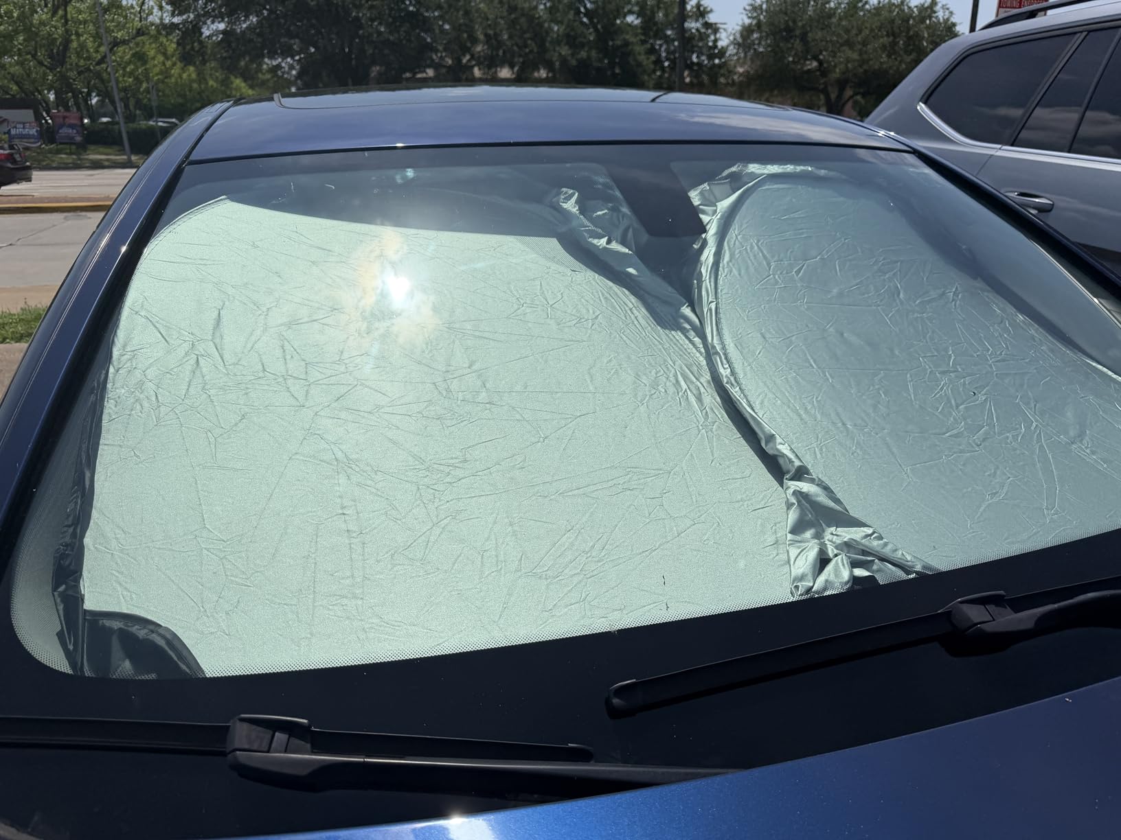 SINGARO 300T Universal Car Windshield Sun Shade, Foldable Reflective for Windshield & Window Shades with Overlapping Design, Car Interior Accessories (55