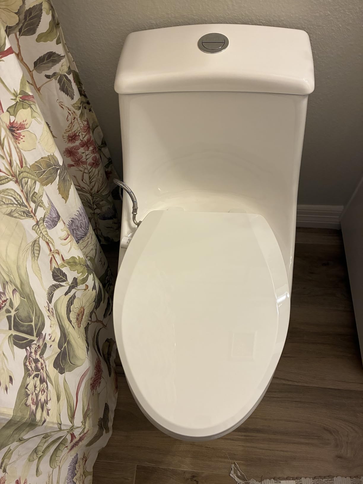 Clirass Round Heated Toilet Seat with Night Light, Three Temperature Settings Heated Seat, 70 in Power Cord, Fit Round Toilet, Cold Water Bidet Function Toilet Seat With Slow Close customer photo 2
