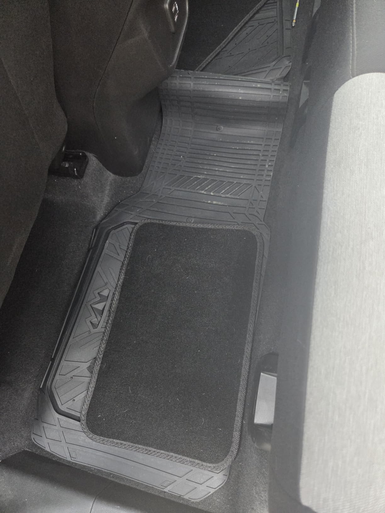 CAR PASS Heavy Rubber Car Floor Mats, Deep Waterproof Car Mats All Weather, Universal Trim-to Fit Automotive Floor Mats for Car SUV Truck Van, Durable Floor Liners Solid Black customer photo 1