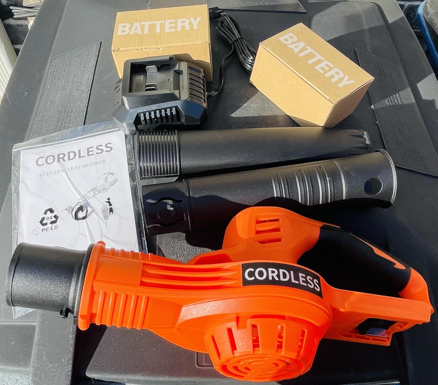 Leaf Blower Cordless - 21V Powerful Electric Leaf Blower with 2 Batteries and Charger, 2 Speed Modes, 2.0Ah Lightweight Battery Powered Leaf Blowers for Lawn Care, Patio, Dust, Blowing Leaves customer photo 2