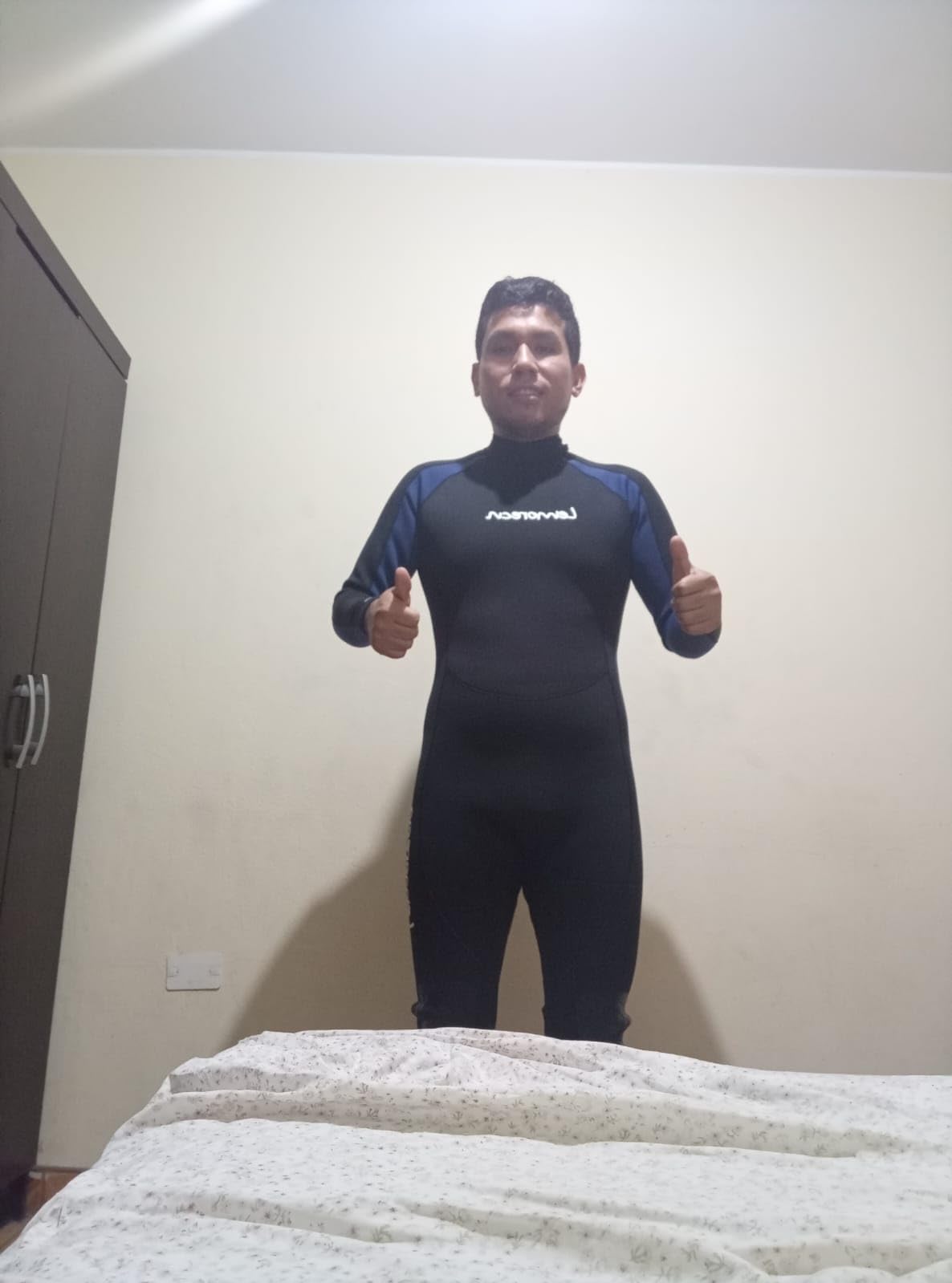 Lemorecn Men's Wetsuit 3/2mm and 5/4mm Full Wetsuits Front Zip for Diving Snorkeling Surfing Swimming customer photo 2