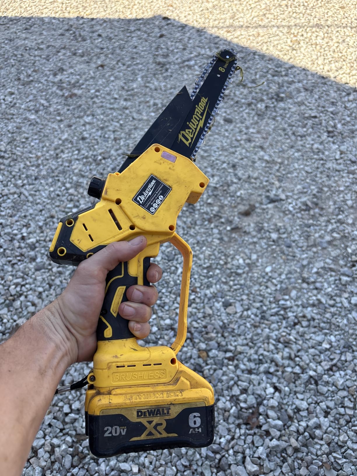 Cordless Mini Chainsaw Compatible with Dewalt 20V MAX Battery, 6 Inch & 8 Inch Small Electric Chainsaw Brushless, 2x 6'' + 2x 8'' Chains, Auto Oiler, Handheld Pruning Tree Saw (Tool Only) customer photo 1