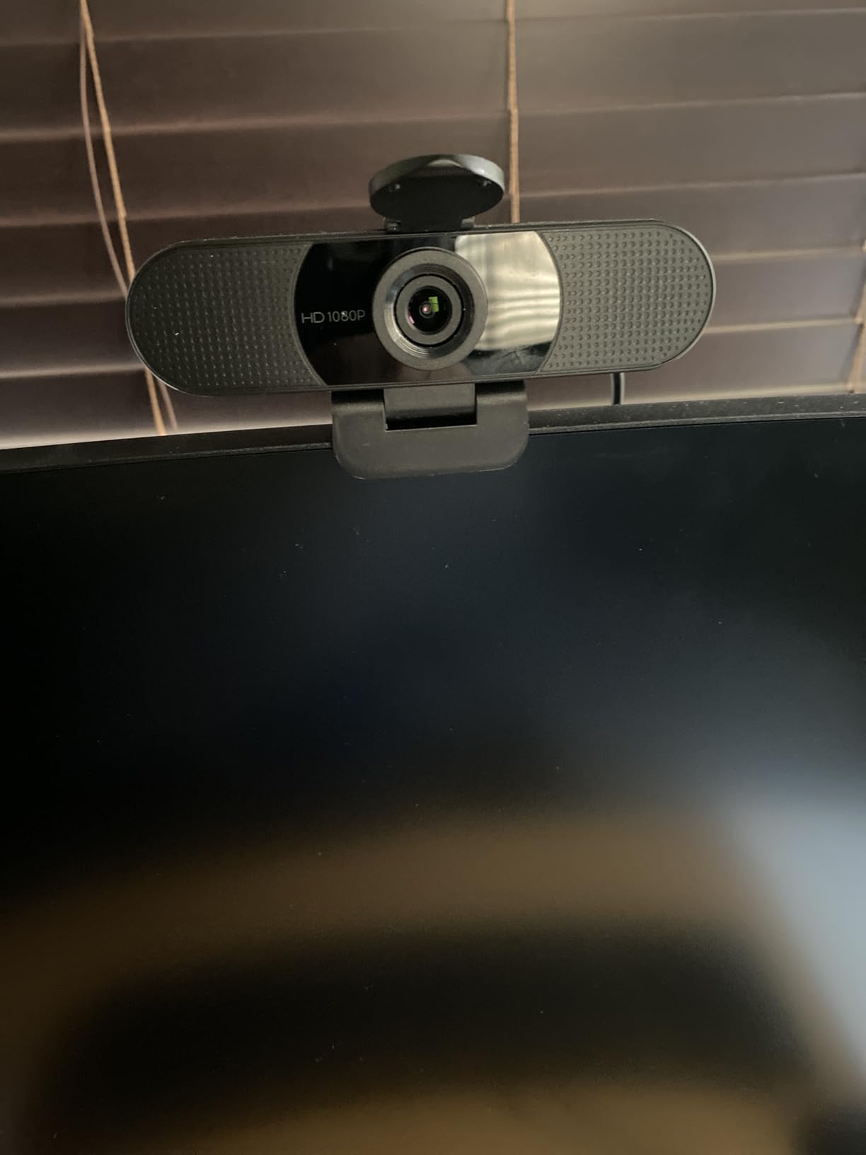 EMEET C960 1080P Webcam with Microphone, 2 Mics, 90° FOV, USB Type-A & A-to-C Adapter, Fixed Focus, Plug&Play customer photo 1