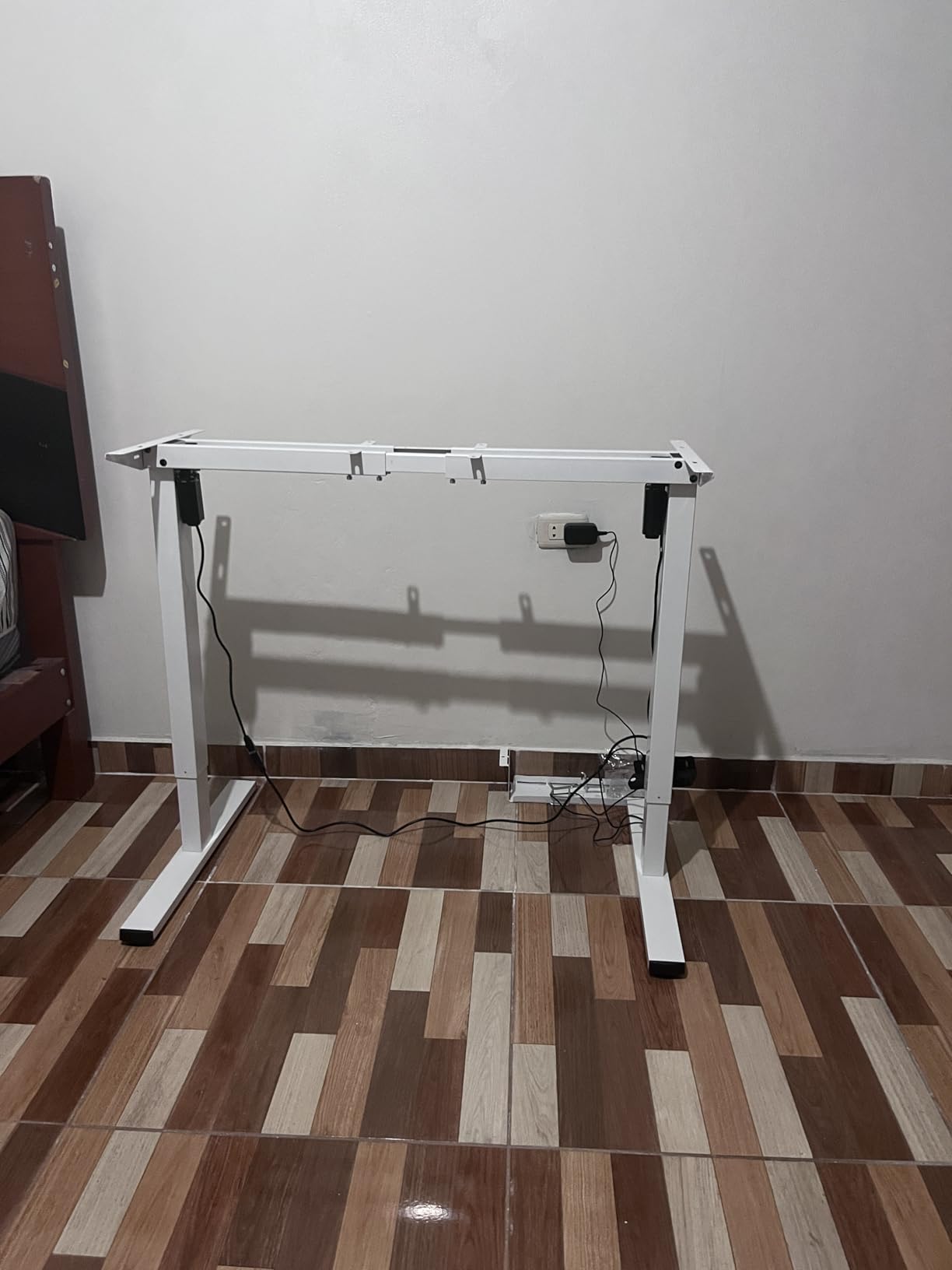 Standing Desk Frame with 330lbs Powerful Dual Motor, Electric Adjustable Height Computer Desk Legs, Sit Stand Up Desk Base with Memory Controller, for Home Office, Black,ED04NB (Frame Only) customer photo 1