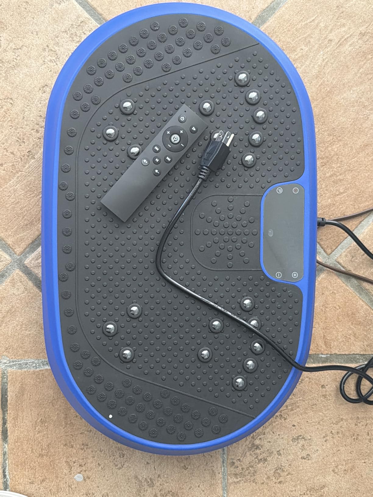 Vibration Plate Exercise Machine, Vibrating Fitness Platform for Lymphatic Drainage, Full Body Shaker Workout Equipment, Bluetooth Power Shaping Vibrate Plate, Board Sport for Home Exercise Gym customer photo 2