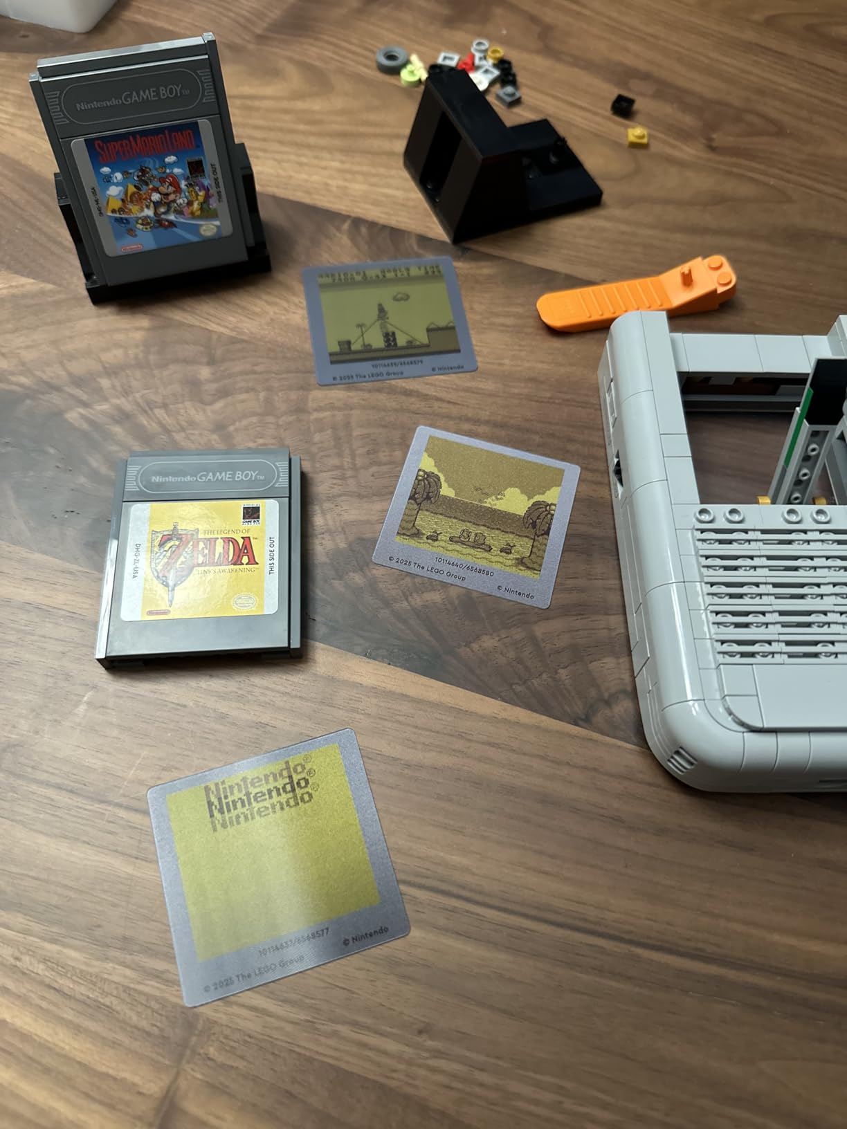 LEGO Super Mario Game Boy - Retro Building Set for Adults, Ages 18+ (72046) customer photo 2