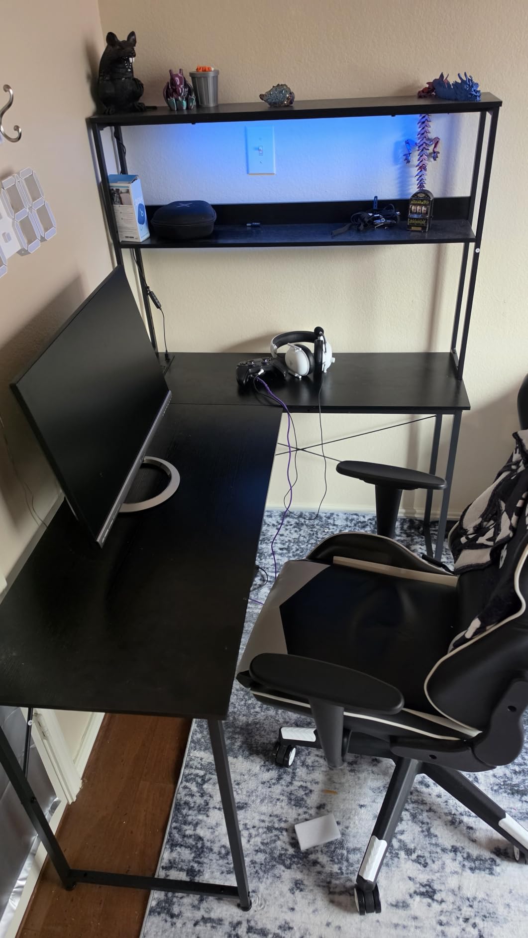 ODK 53 Inch L Shaped Gaming Desk with LED Lighting, Reversible Desk with Power Outlets, Corner Computer Table with Storage Shelves & Bag & Iron Hook, Home Office Table for Writing, Study, Black customer photo 2