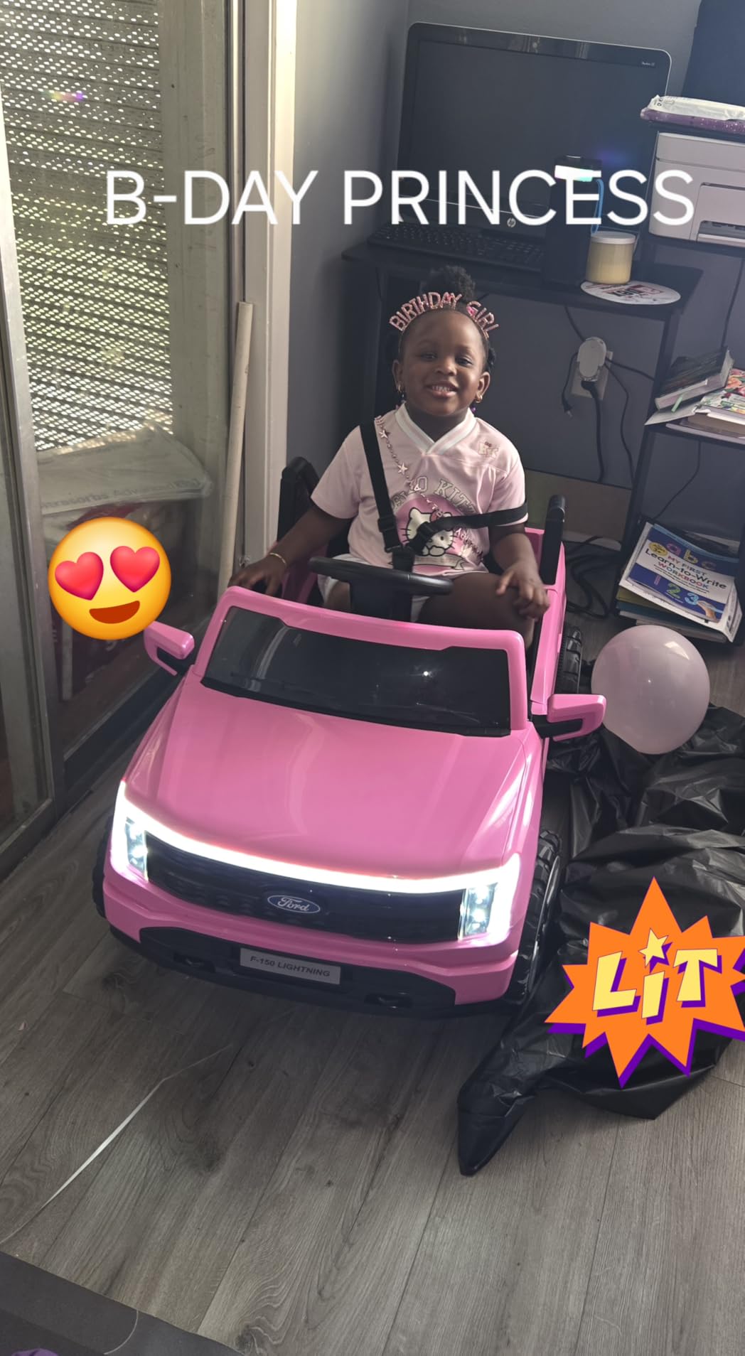 Best Choice Products Licensed Ford F-150 Lightning Truck Kids 12V Electric Ride On Car Toy w/ 66lb Weight Capacity, Parent Control, Bluetooth - White customer photo 2