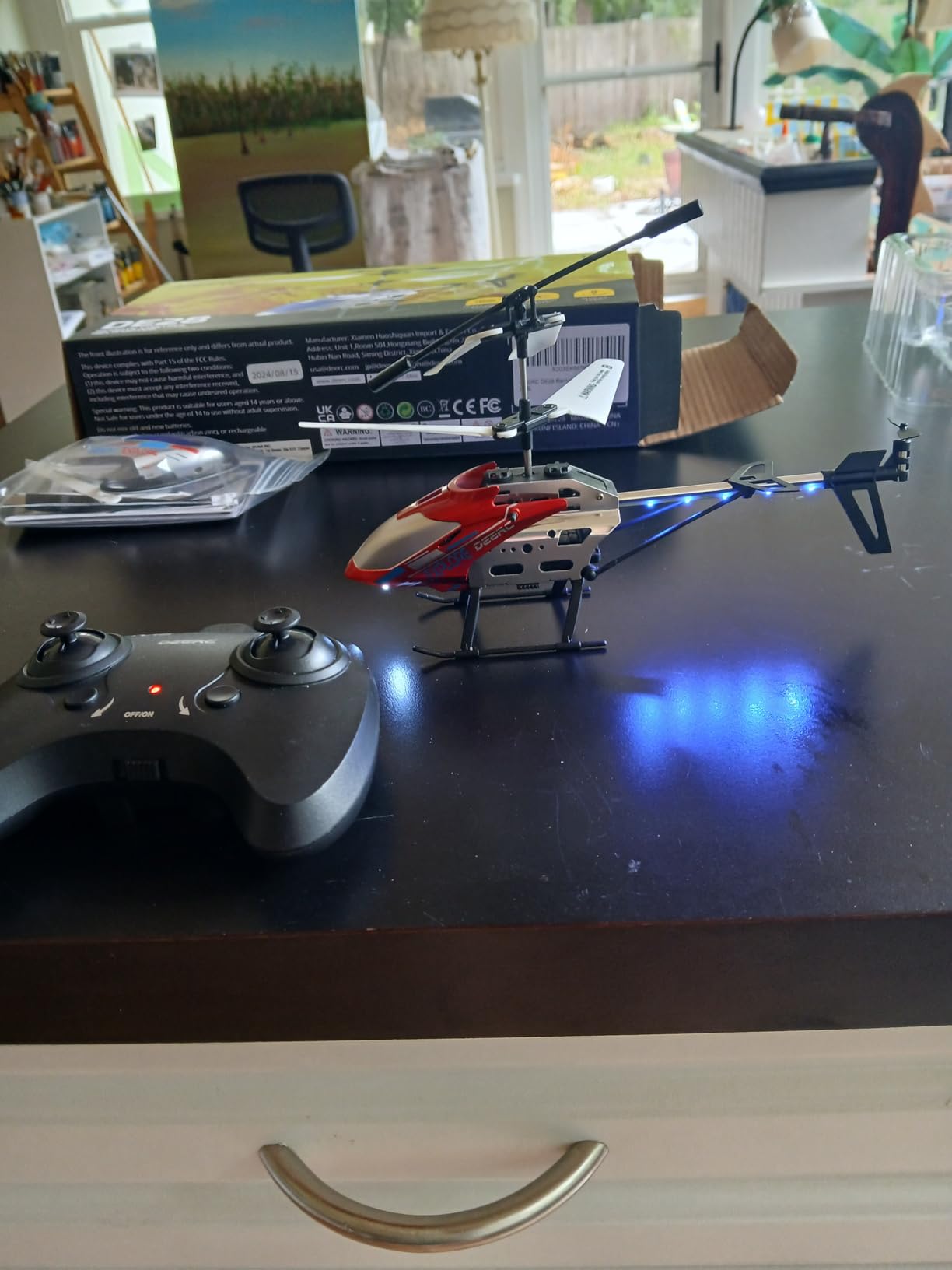 DEERC Apache RC Helicopter for Kids 8-12, Remote Control Helicopter for Adults, 26 Mins Flight Time (2 Batteries), LED Lights, Altitude Hold customer photo 2