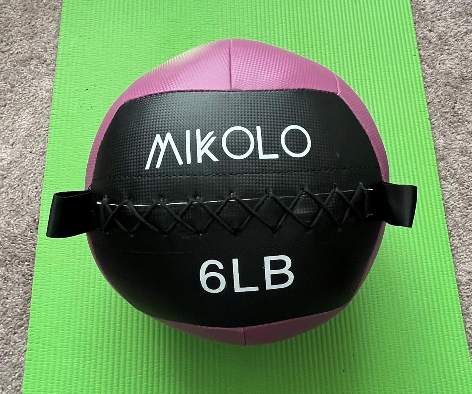 Mikolo Medicine Ball, Wall Ball,Soft Medicine Ball Set,Slam Ball for Core Training, Strength Workouts -Multi-Weight 10lbs 20lbs Exercise Balls for Home Gym, Functional Fitness (10/15/20/25LB) customer photo 2