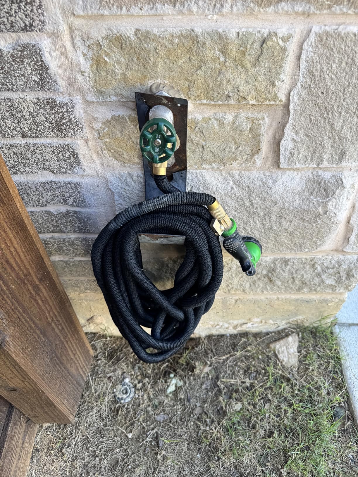 Flexi Hose Expandable Garden Hose with 8 Function Nozzle, 50FT - Lightweight Retractable Garden Hose, Water Hose - No-Kink Flexibility, 3/4 Inch Solid Brass Fittings and Double Latex Core customer photo 1