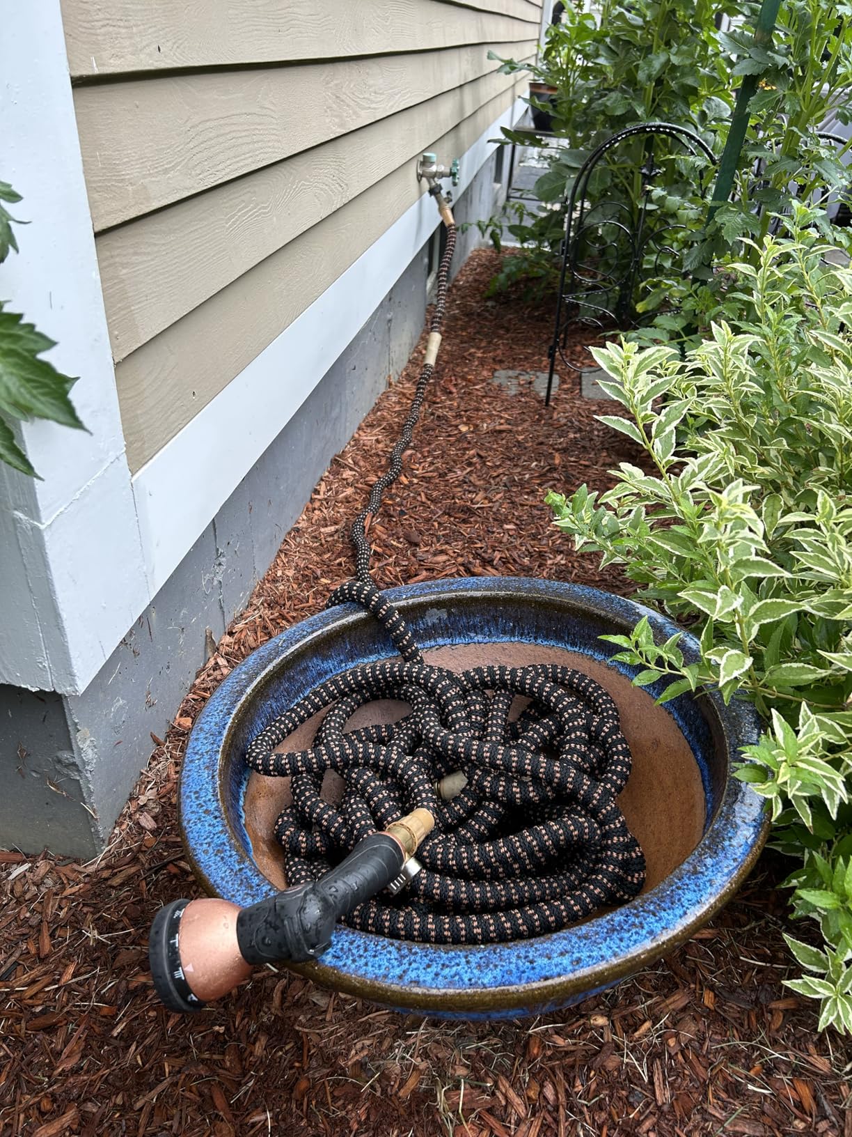 Flexi Hose Expandable Garden Hose with 8 Function Nozzle, 100FT - Lightweight Retractable Garden Hose, Water Hose - No-Kink Flexibility, 3/4 Inch Solid Brass Fittings and Double Latex Core customer photo 2