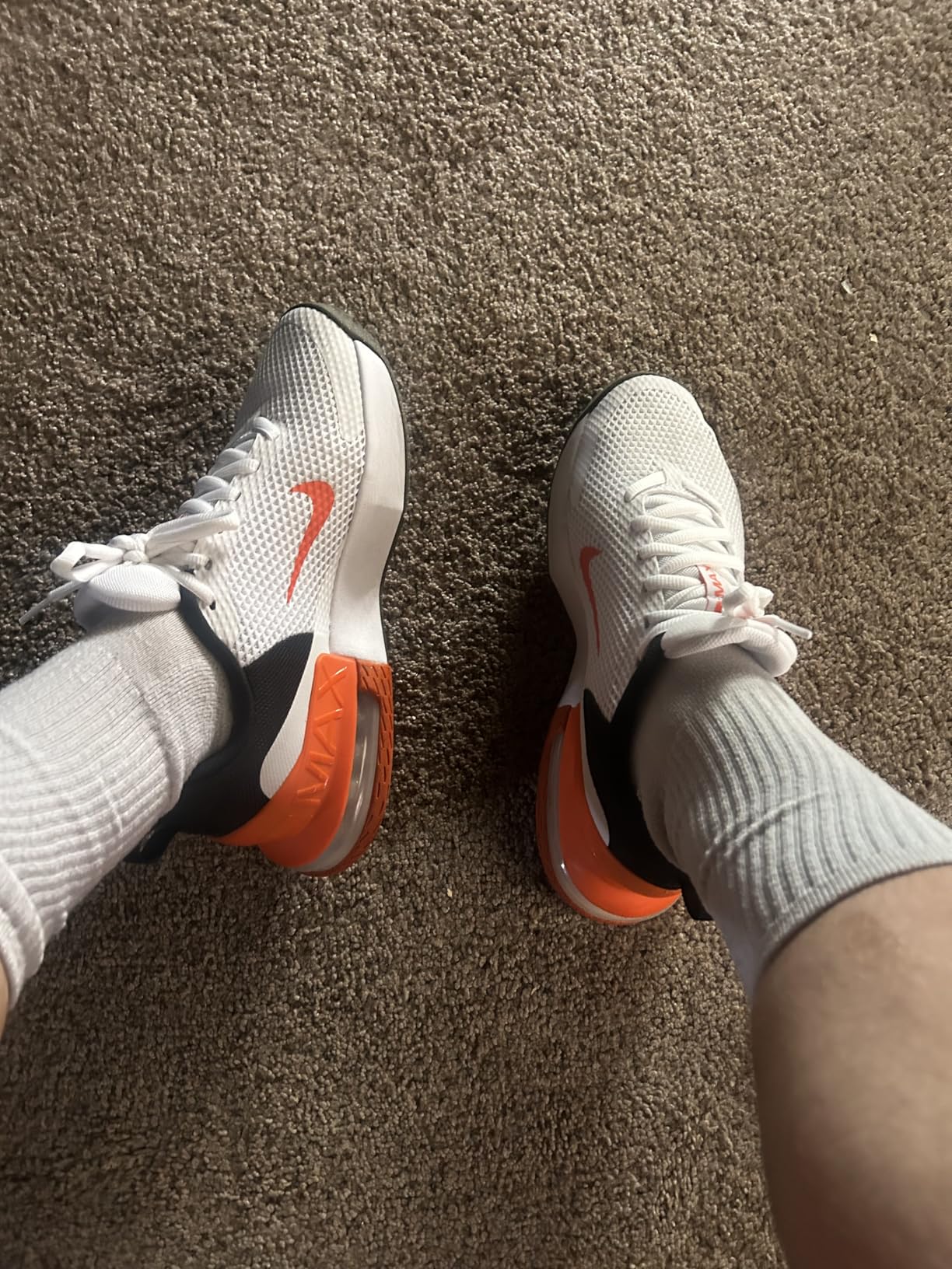 Nike Men's Air Max Alpha Trainer 6 Workout Shoes customer photo 2