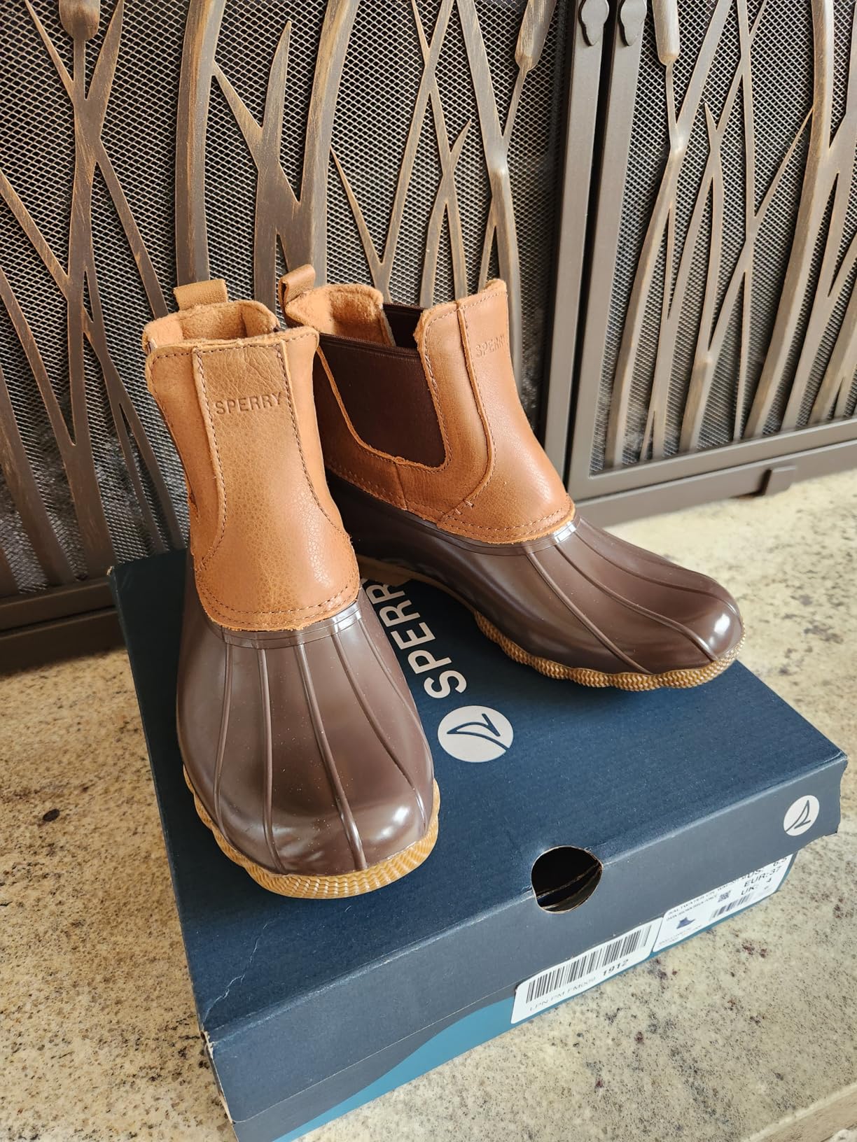 Sperry Women's Saltwater Chelsea Duck Boot customer photo 2