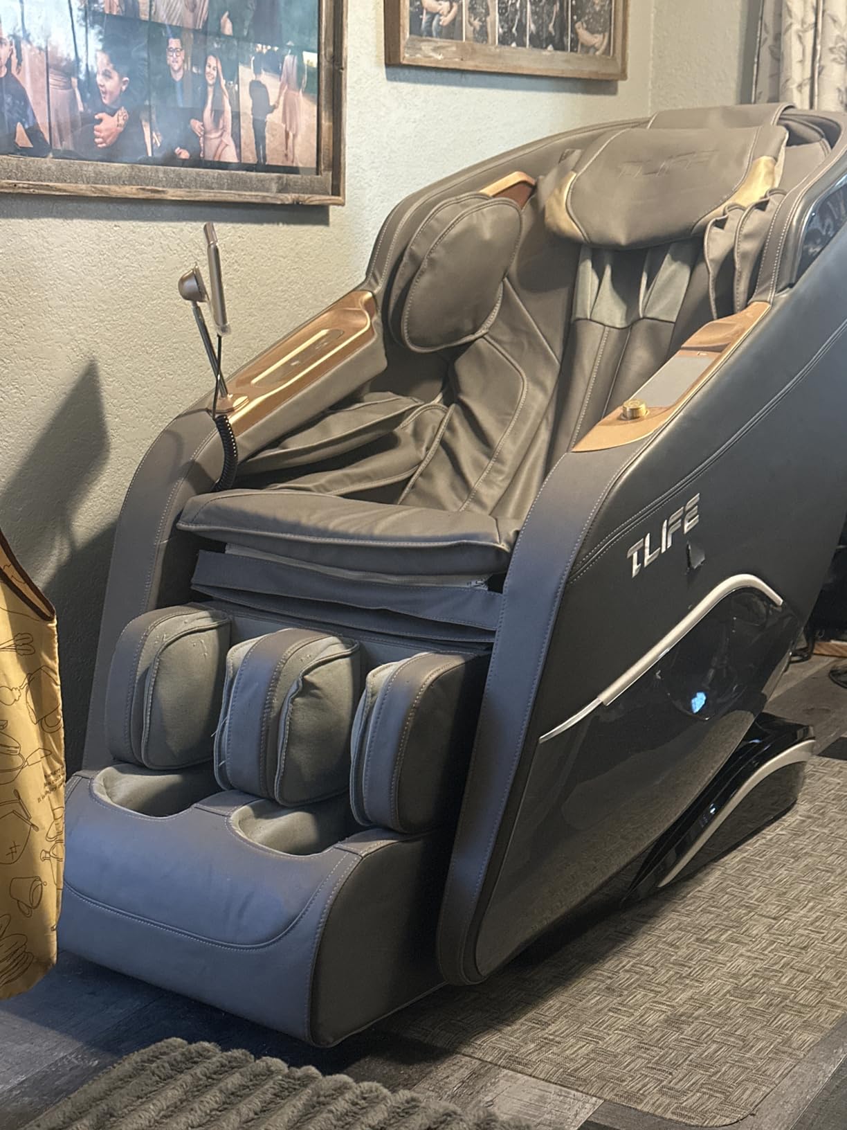 TLIFE Massage Chair Full Body, 160° Zero Gravity Recliner with Body Scan, 50