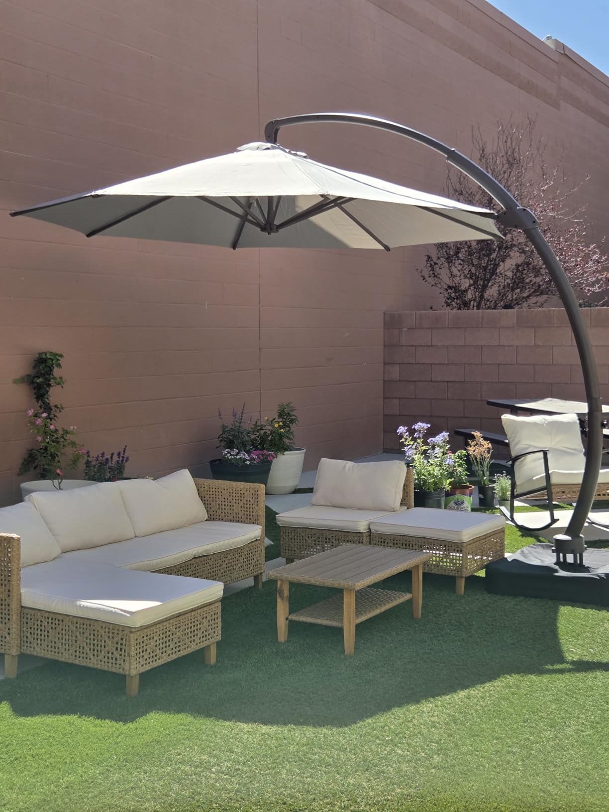 Kingdura 11ft Offset Cantilever Patio Umbrella with Base Included, Large Round Aluminum Outdoor Umbrella, 360° Rotation & Infinite Tilt, Heavy Duty Frame for Deck Pool Backyard customer photo 2