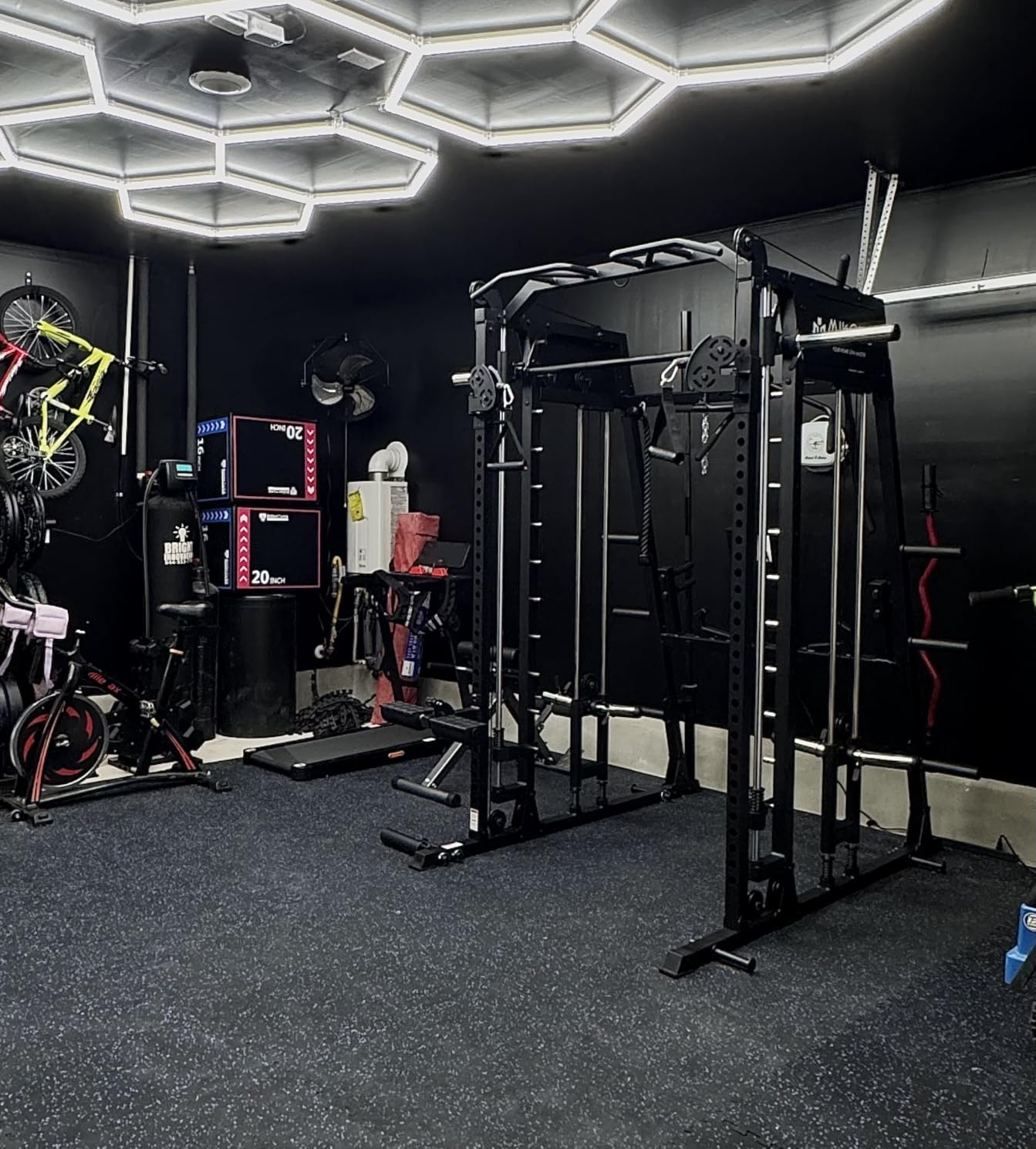 M4 2.0 Smith Machine, 2200lbs Squat Rack with LAT-Pull Down System & Cable Crossover Machine, Training Equipment with Leg Hold-Down Attachment customer photo 1