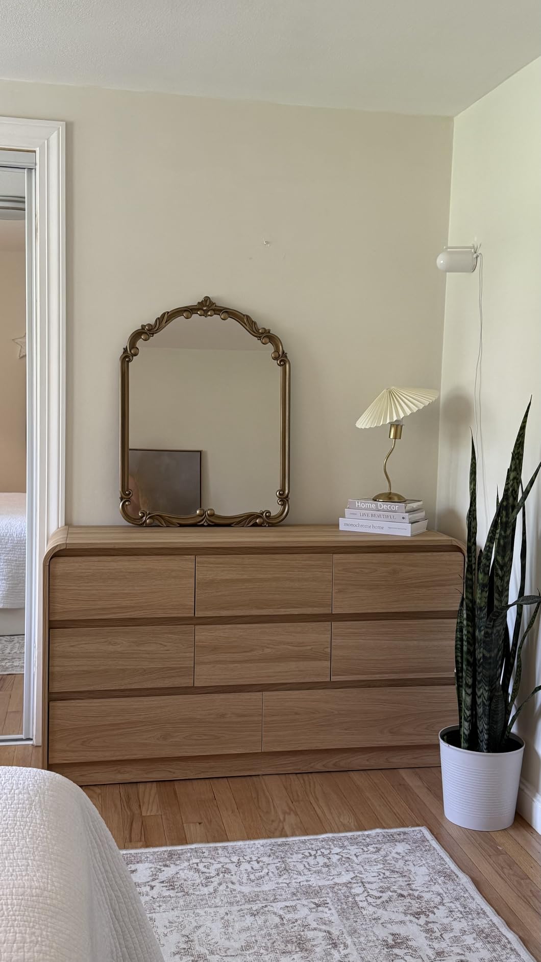 Aitjunz Modern 8 Drawers Dresser for Bedroom, 55