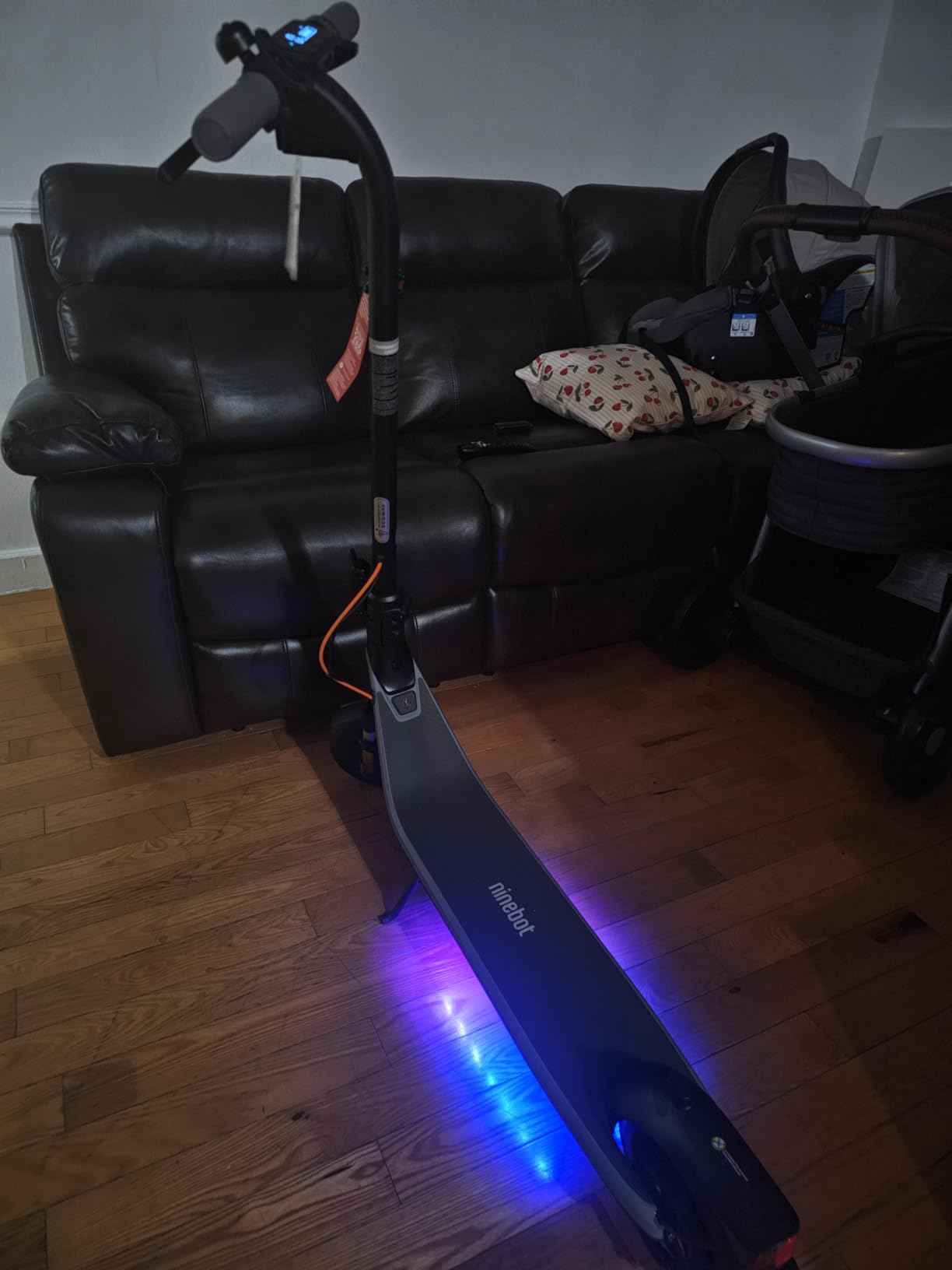 Segway Ninebot E2 Plus II/E2 Pro/E3 Pro Electric Scooter, 15.5-20 MPH, Long Range, Dual Elastomer Suspension (E3 Pro only), Foldable Adult Scooter, UL 2272 & 2271 Certified customer photo 2