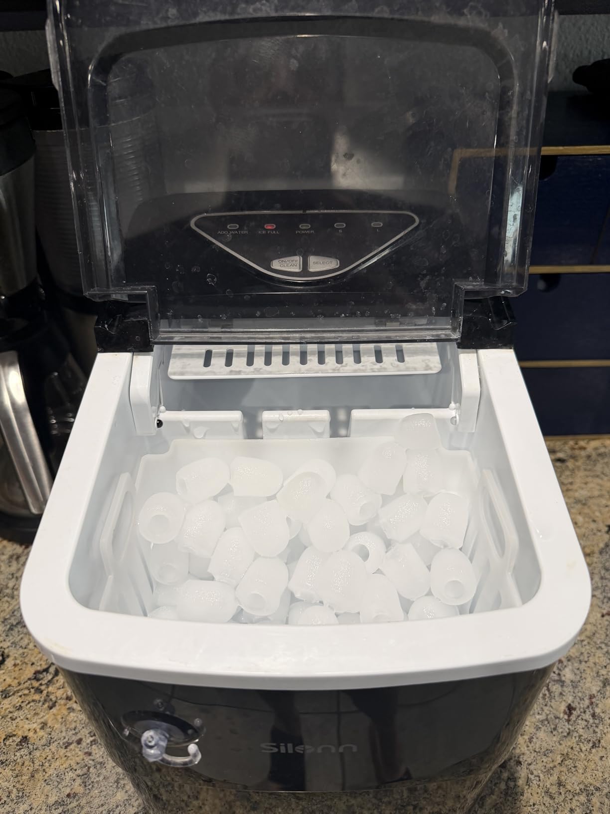 Silonn Ice Maker Countertop with Expandable 2.5L Ice Basket & 1.8L Water Tank, 9 Bullet Ice Cubes in 6 Mins, Portable Ice Maker with LED Touch Control, Self-Cleaning, 2 Ice Sizes for Home Kitchen customer photo 1
