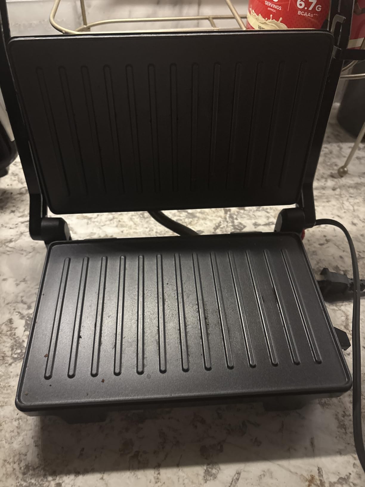 Sunvivi Panini Press Sandwich Maker: Electric Panini Press Grill with Locking Lid, Portable Indoor Panini Maker with Nonstick Plates, 1000W Double-sided Grill with 180° Flat Opening, Easy to Clean customer photo 2