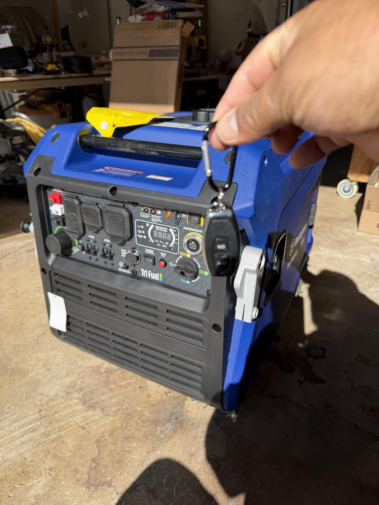 Westinghouse 12000 Peak Watt Tri-Fuel Portable Inverter Generator customer photo 1