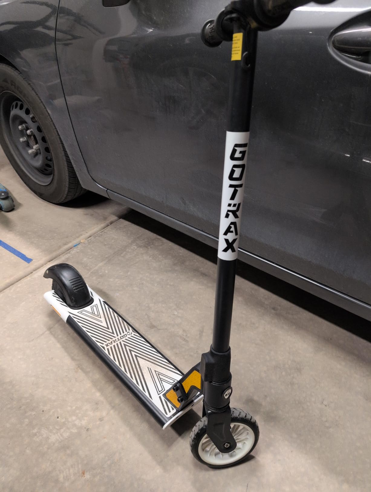 Gotrax GKS Mini Electric Scooter for Kids 6-12, Max 3.75 Miles & 7.5 Mph by 150W Motor, 6'' Wheel, Thumb Control Easy to Ride & Assemble customer photo 2