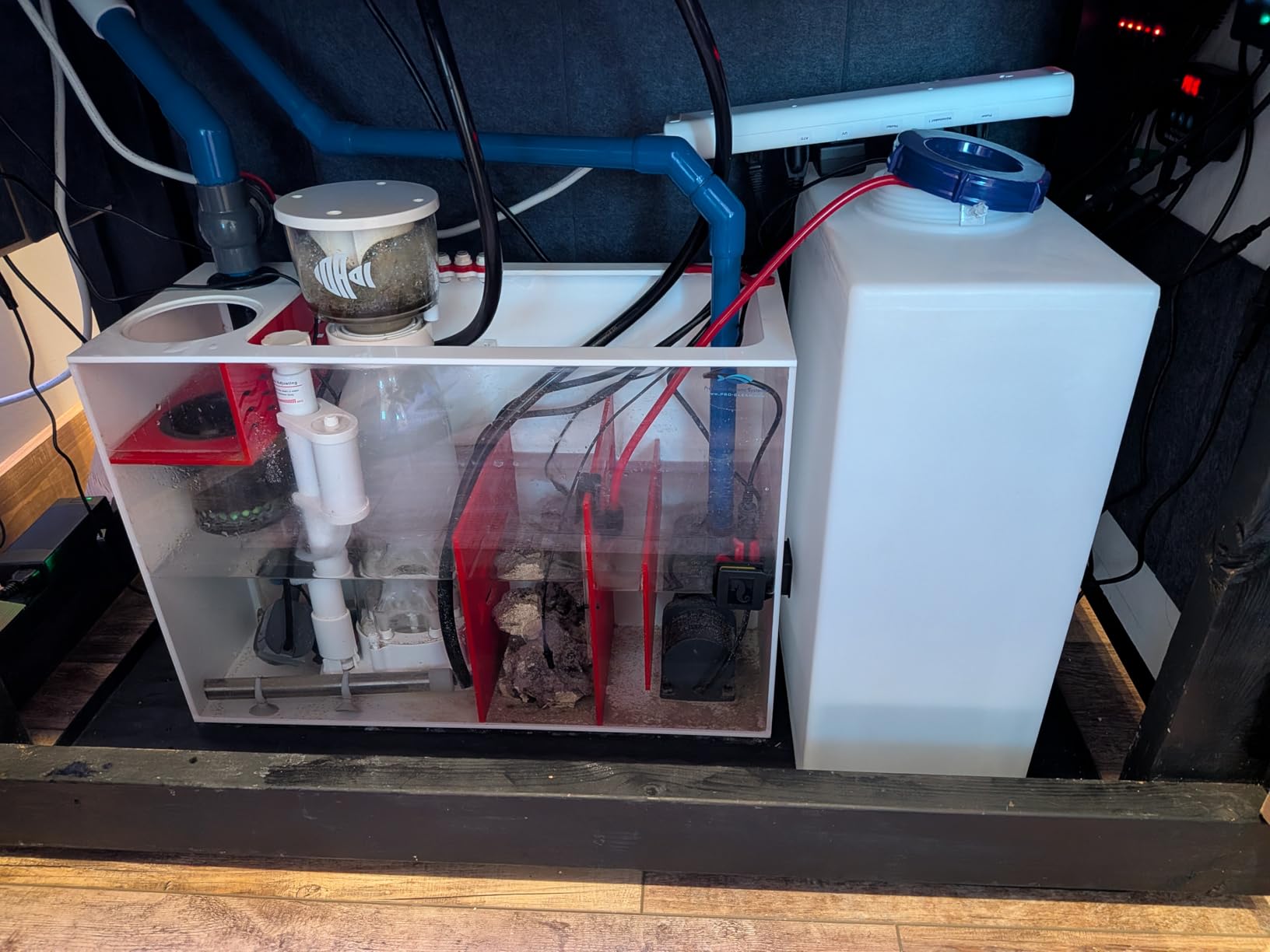 Protein Skimmer for Saltwater Aquariums, for 90-120 Gals Fish Tanks, DC Needle-Wheel Pump, In Sump Use customer photo 2