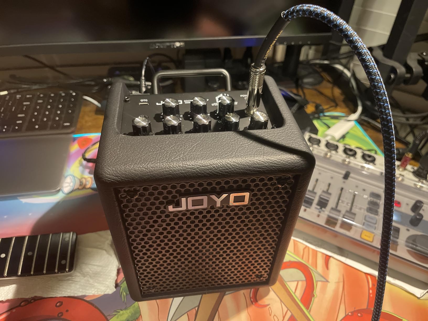 JOYO 30W Bass Amp Portable Combo Amplifier 4