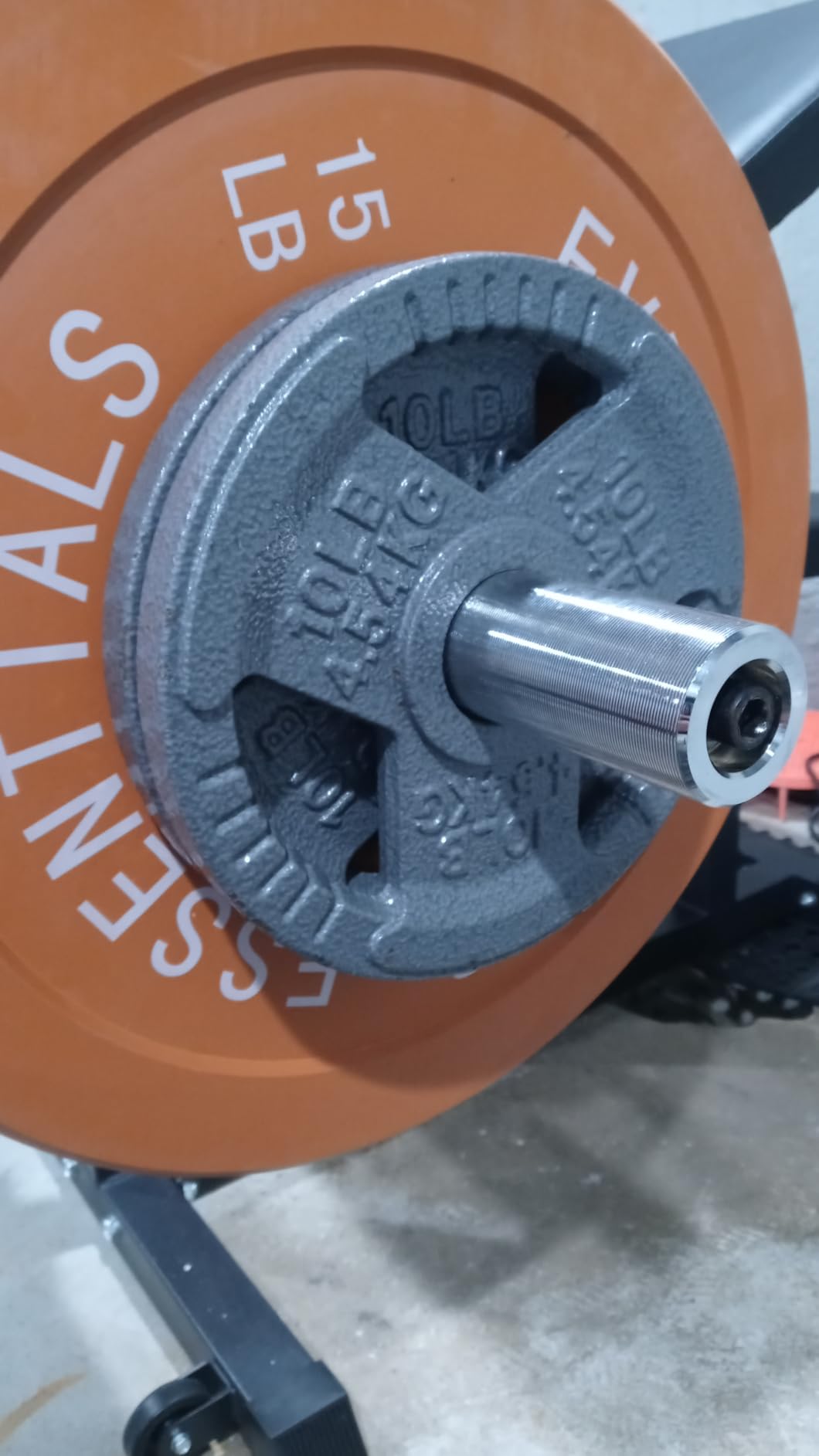 Fitvids 2 Inch Olympic Barbell Weight Plates Set, 255 LB(2.5-45 LB) Barbell Weight Set for Home Gym Strength Training customer photo 1
