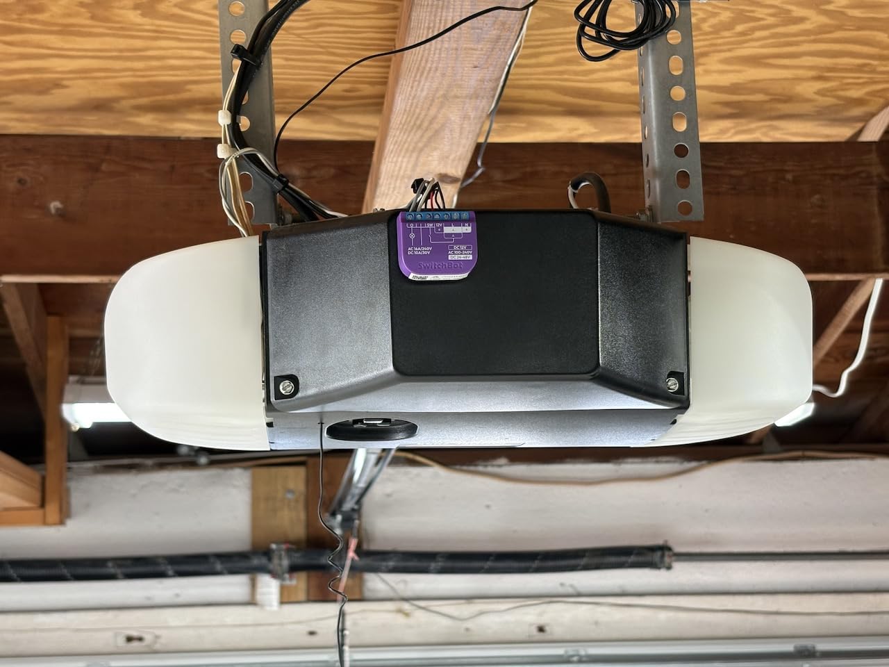 Switchbot WiFi Smart Garage Door Opener, Matter Certified, Alexa/Google/Siri/IFTTT/Smartthings Supported, Most Garage Door Supported, App Control customer photo 2