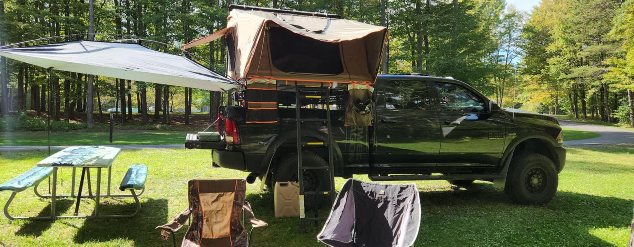 MoonShade Portable Vehicle Awning, Large 9' x 7' Lightweight Car Canopy for Trucks, SUVs, Vans, Campers & Outdoor Adventures customer photo 1